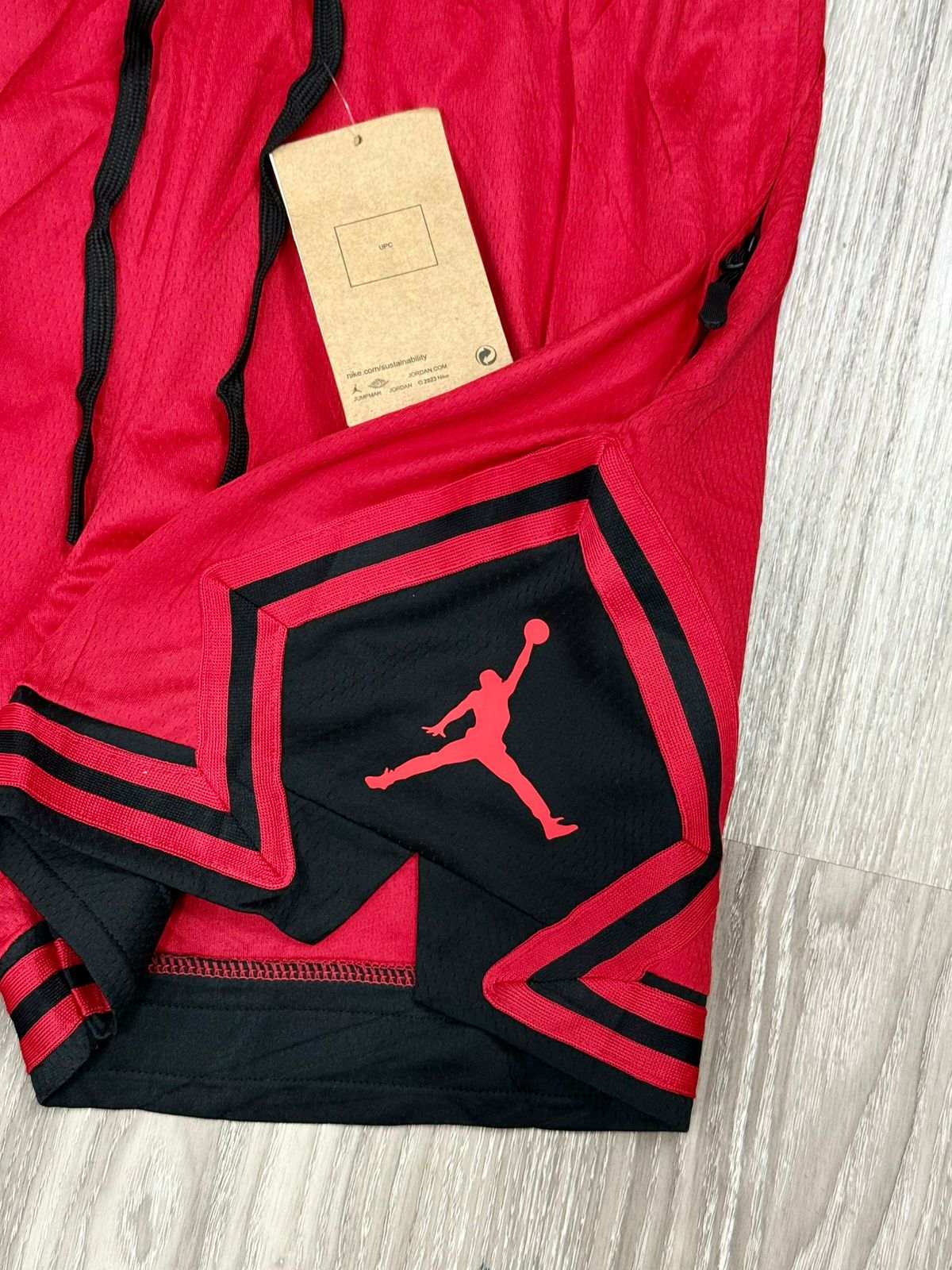 SHORTS DRI-FIT JORDAN - VERMELHO