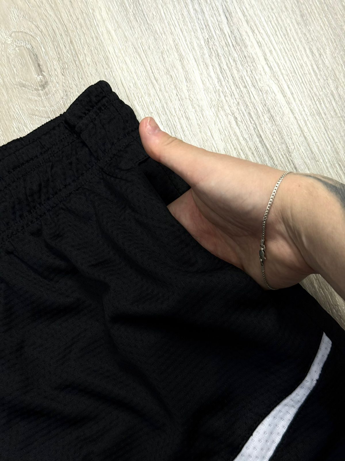SHORTS AERODRY NK SWOOSH MIDDLE - PRETO