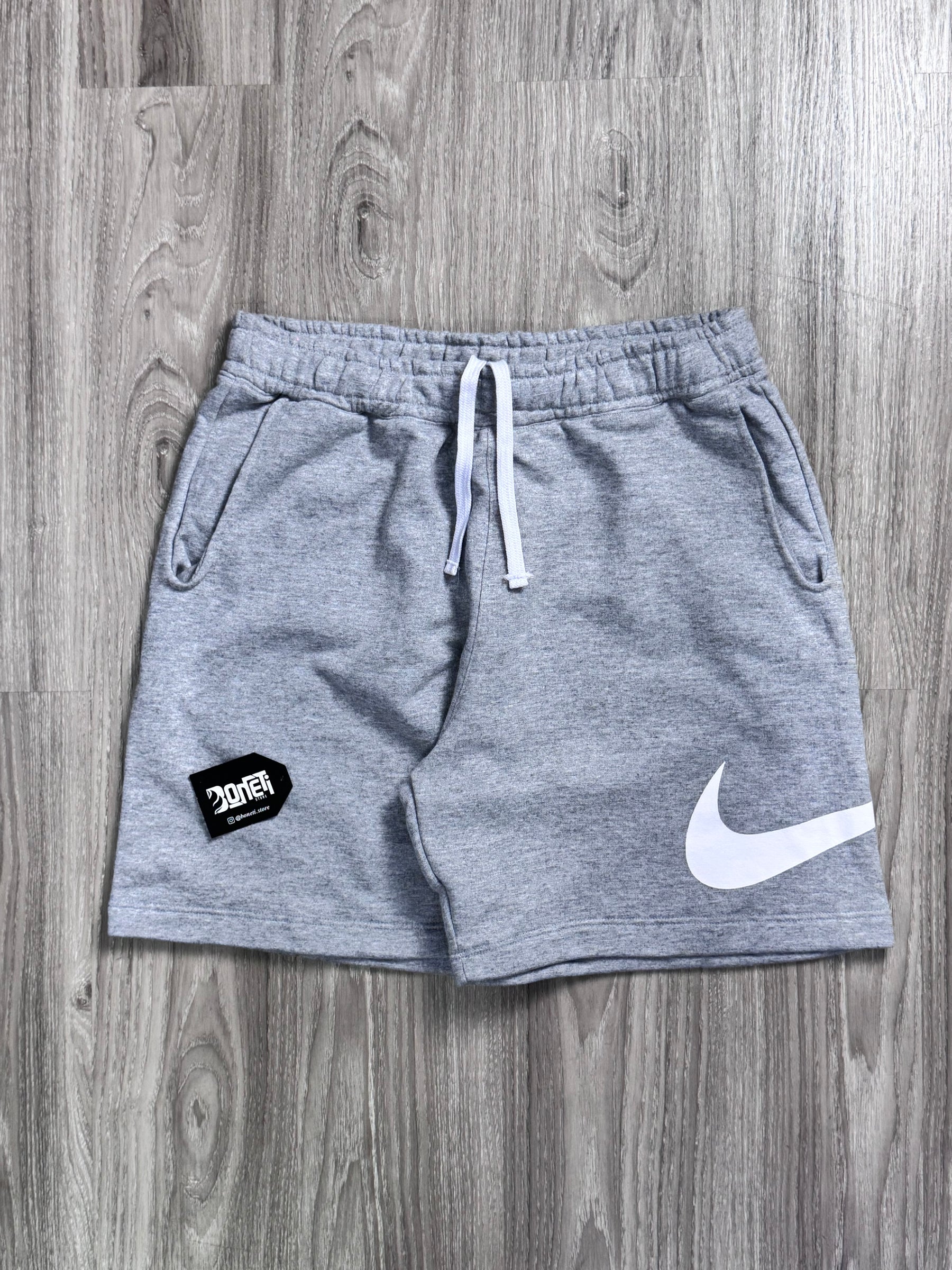 SHORTS MOLETOM NK BIG SWOOSH - CINZA