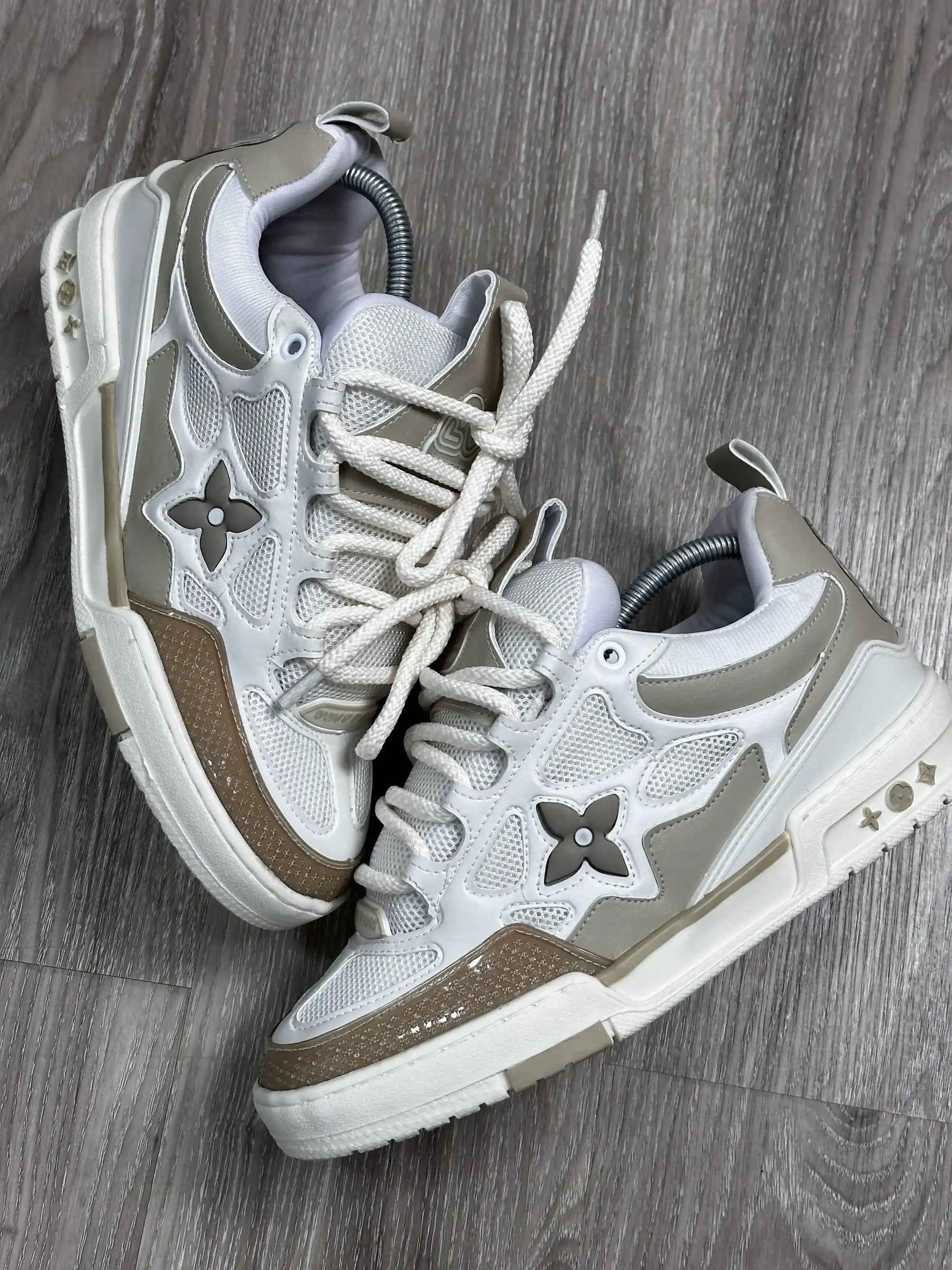 TÊNIS LV SKT - BEGE