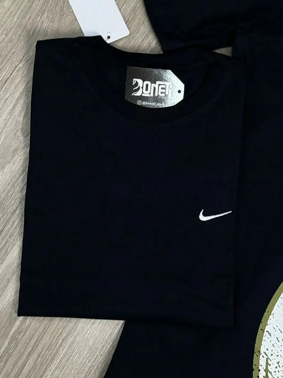 CAMISETA NK SMILE - PRETA