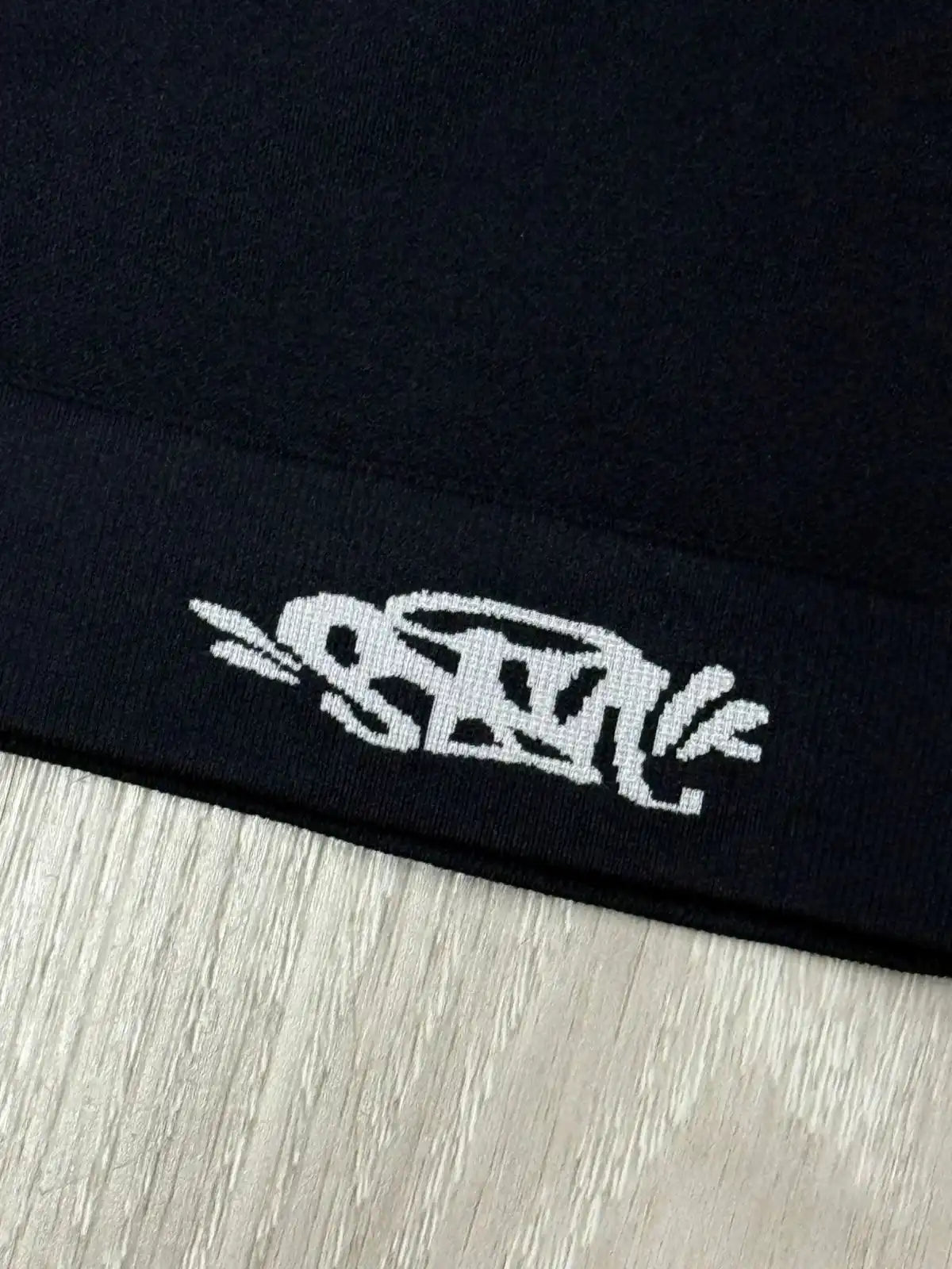 TOUCA SYNA WORLD - PRETA