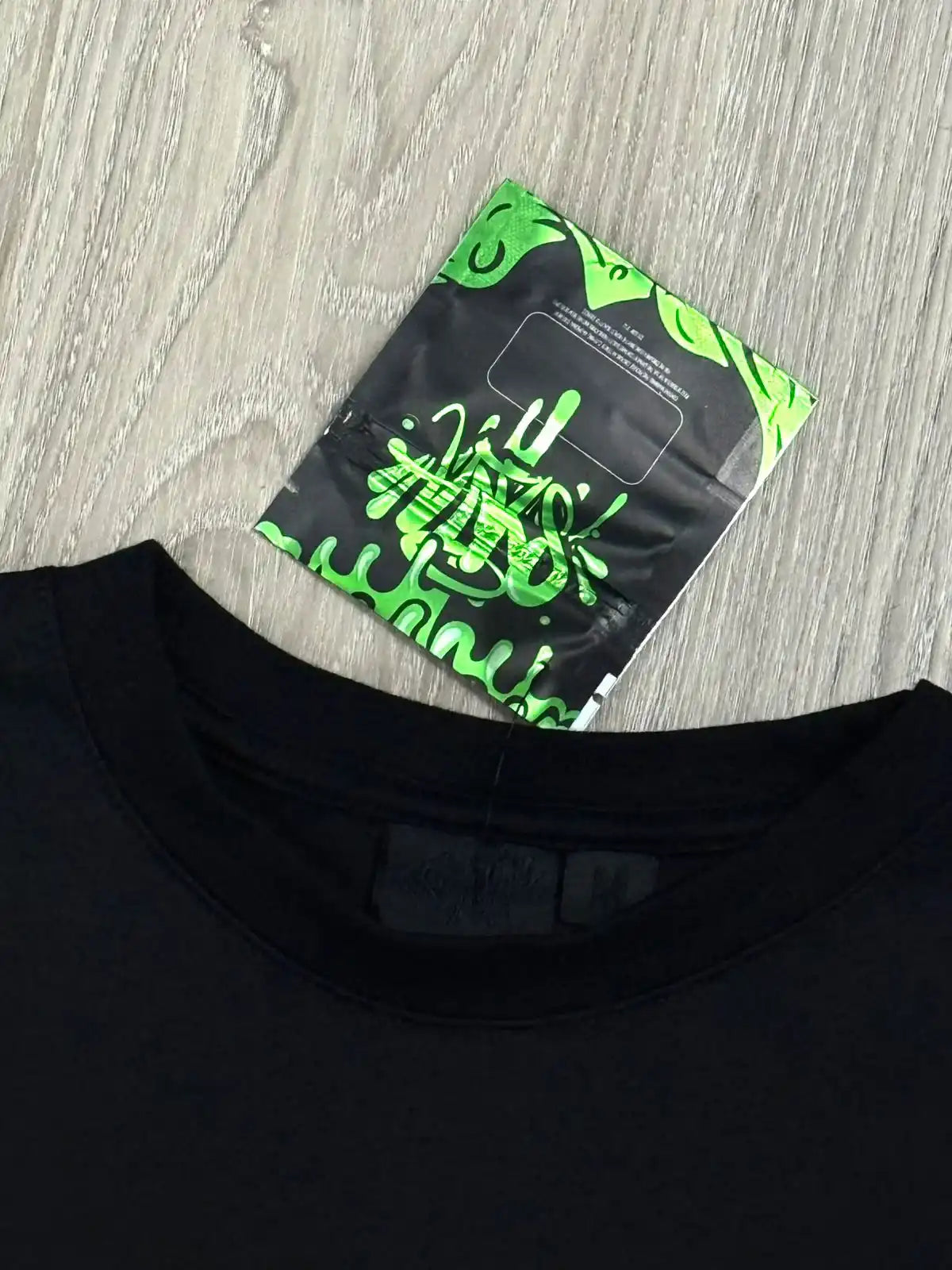 CAMISETA SYNA WORLD TRLBE - PRETA