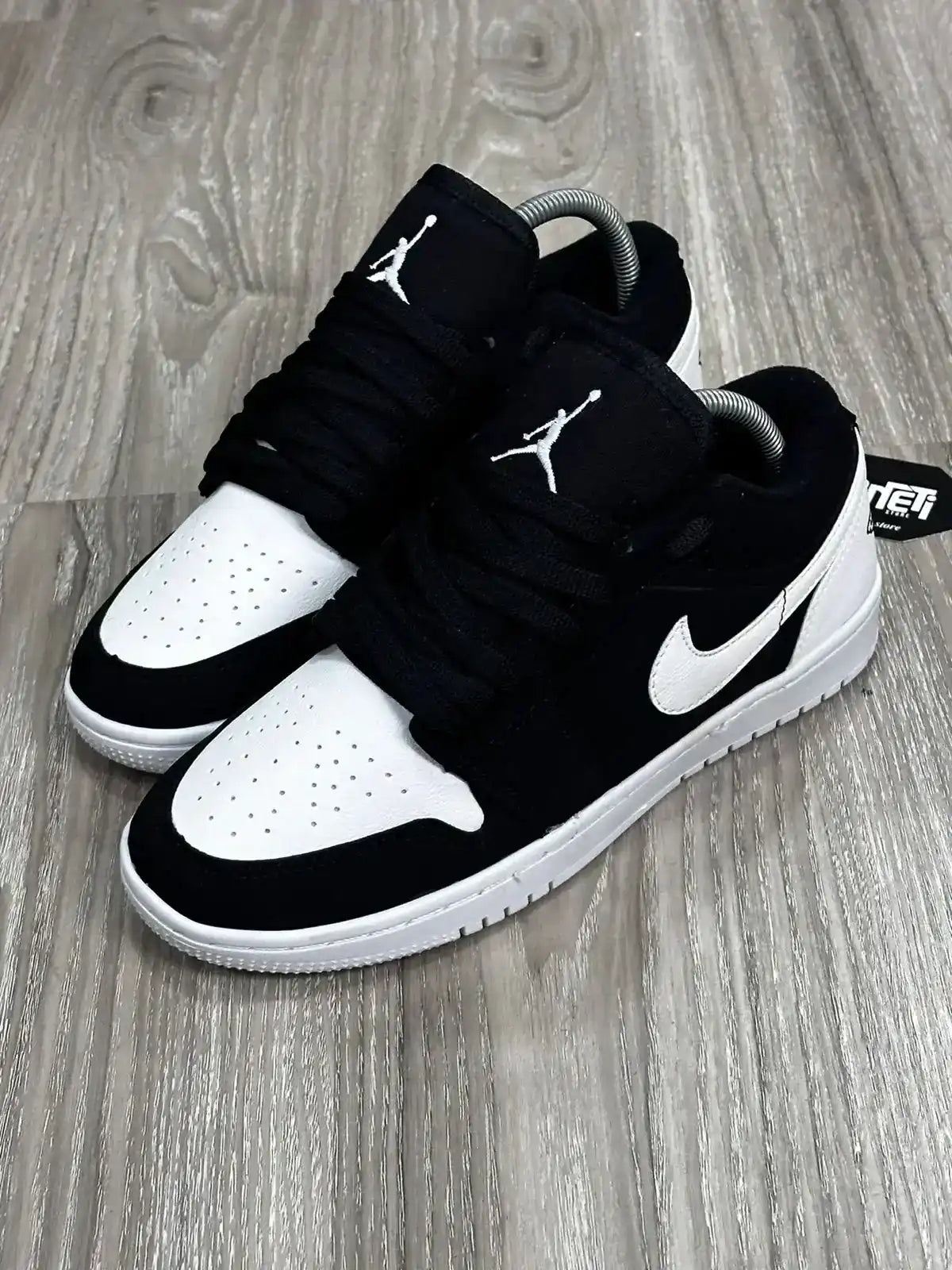 TÊNIS NK JORDAN 1 - BLACK WHITE