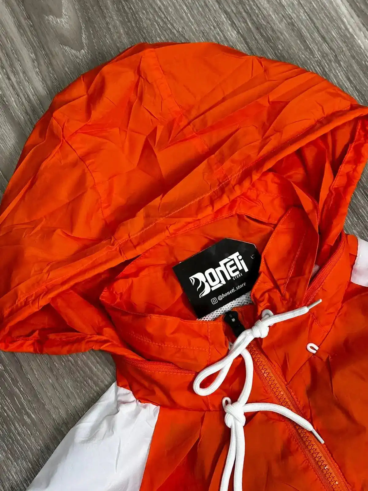 CORTA VENTO NK WINDRUNNER - ROXO E LARANJA