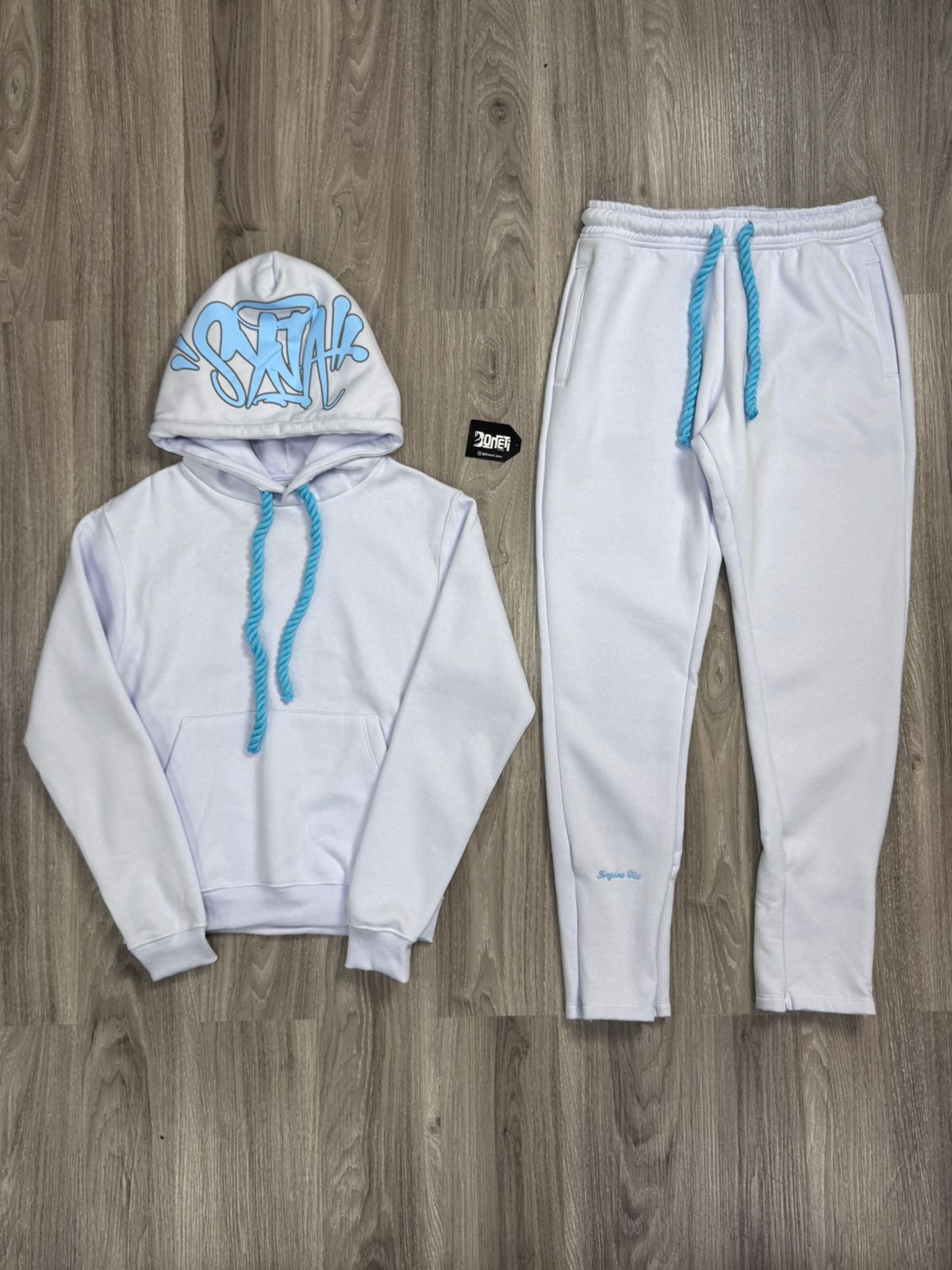 CONJUNTO SYNA WORLD WINTER MOLETOM - ICE BLUE