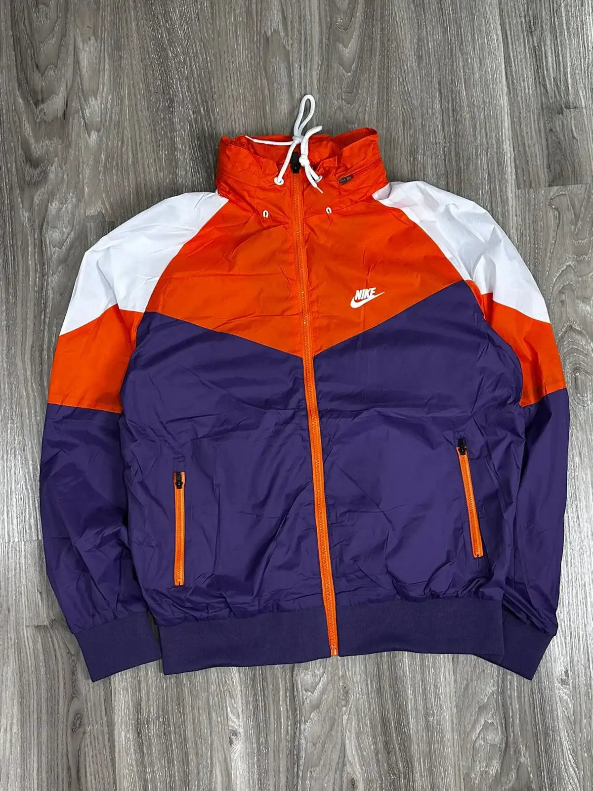 CORTA VENTO NK WINDRUNNER - ROXO E LARANJA