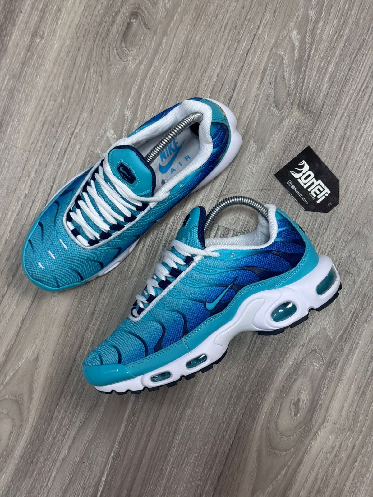 TÊNIS NK AIR MAX PLUS TN - OCEAN