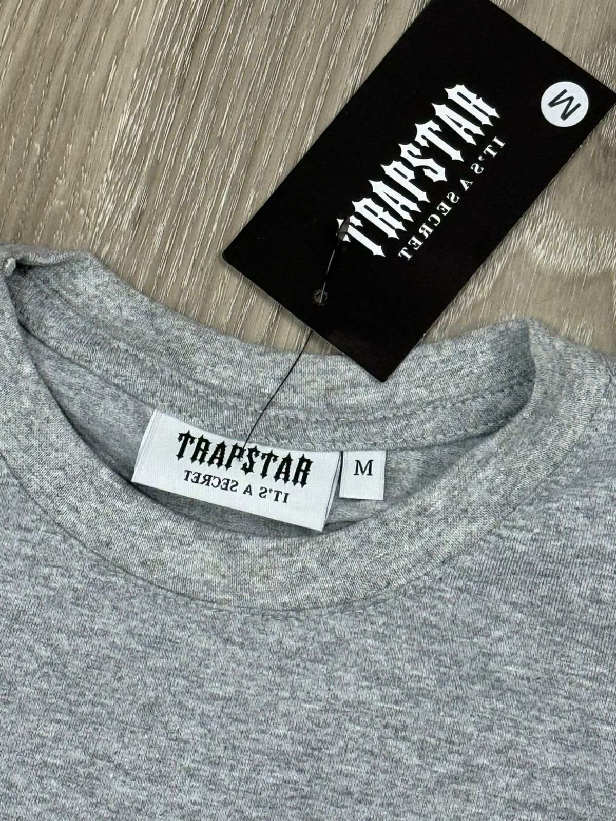 CAMISETA TRAPSTAR BASIC - CINZA