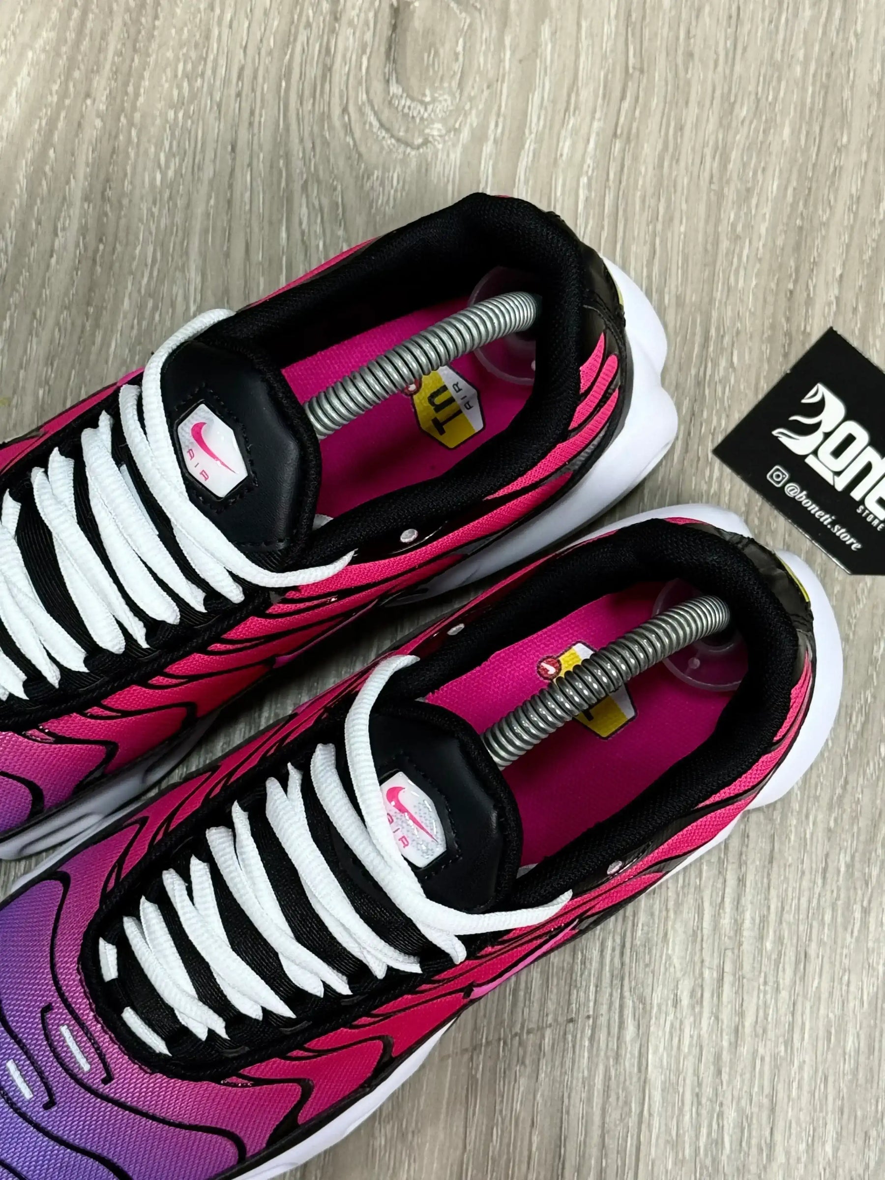 TÊNIS NK AIR MAX PLUS TN - DUSK