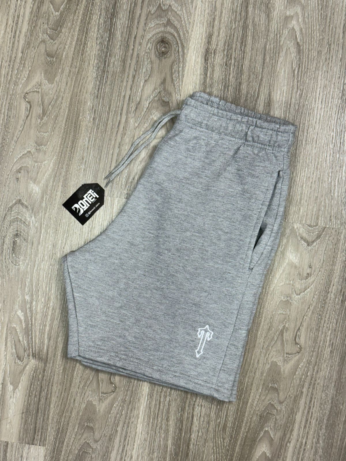 SHORTS MOLETOM TRAPSTAR - CINZA
