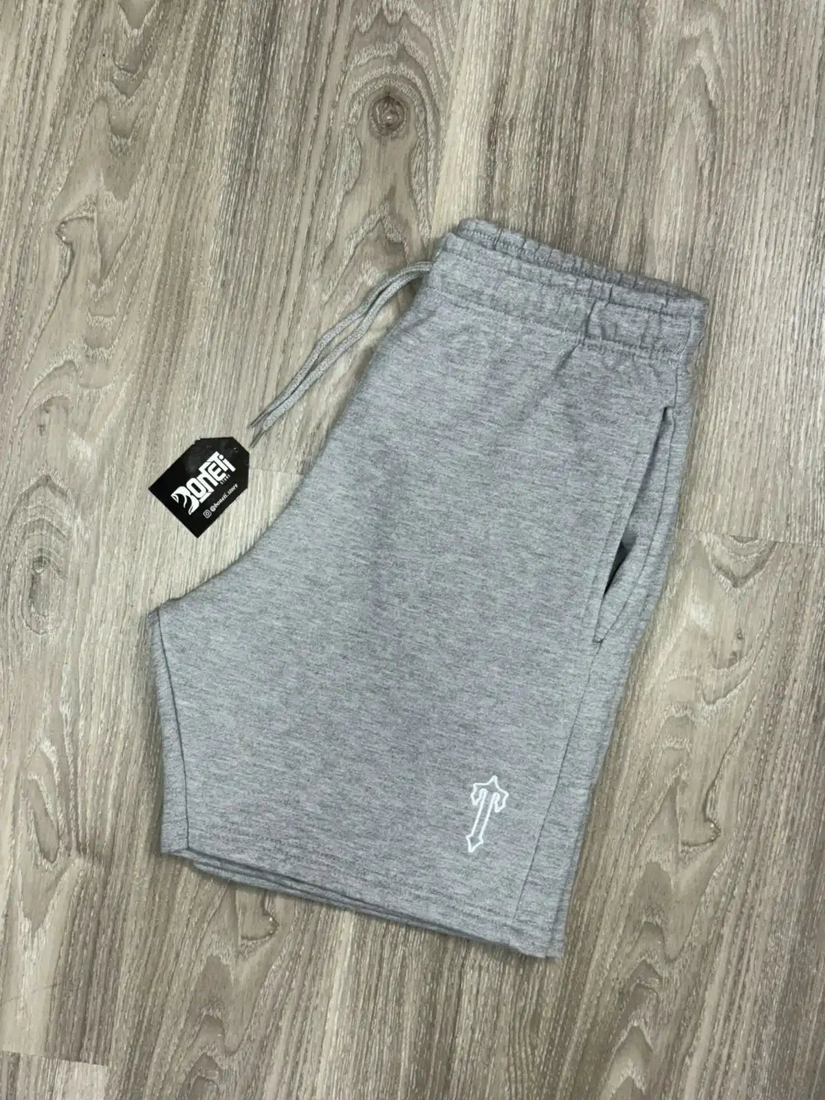SHORTS MOLETOM TRAPSTAR - CINZA