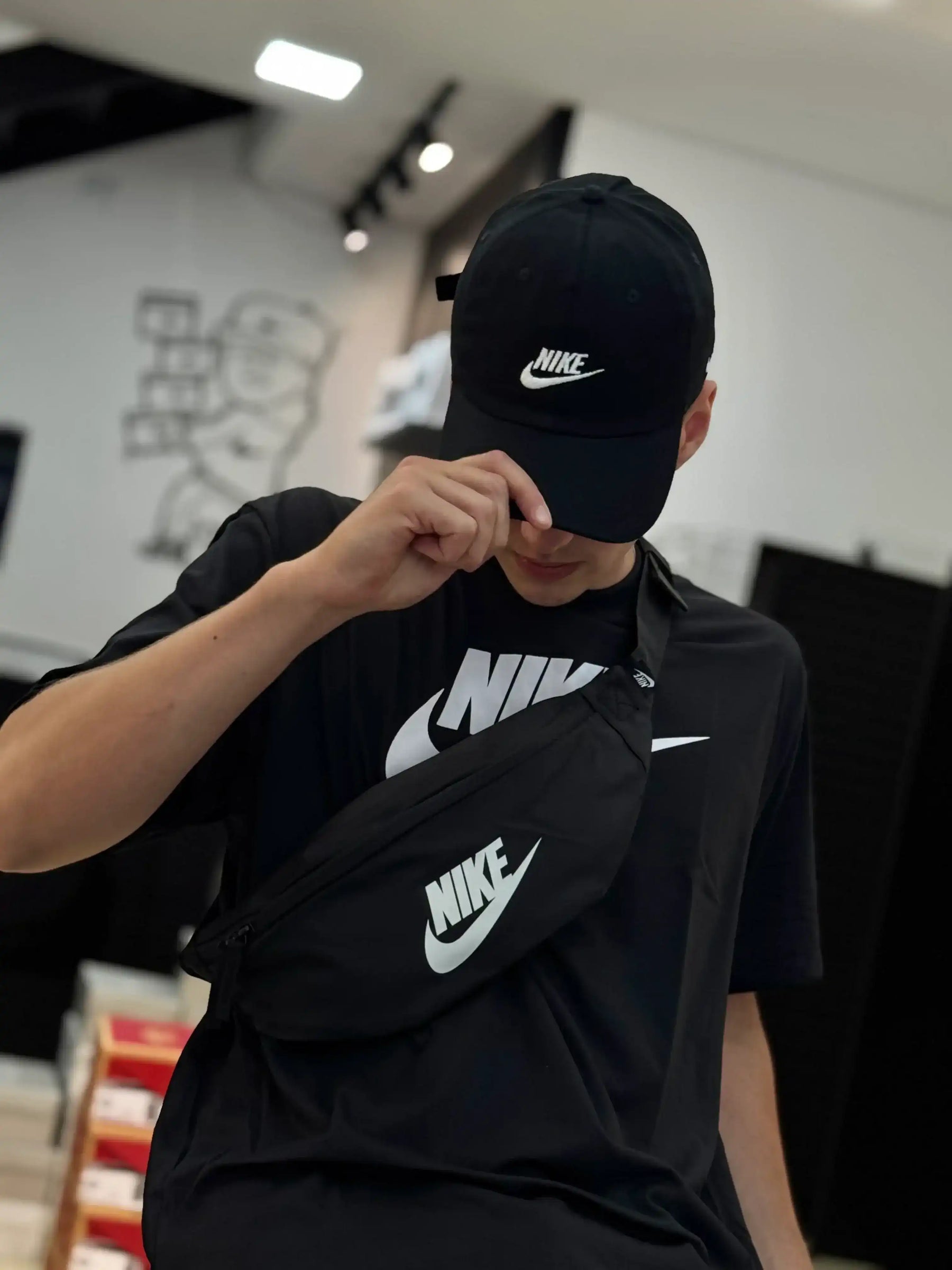 POCHETE NK HERITAGE PRETO