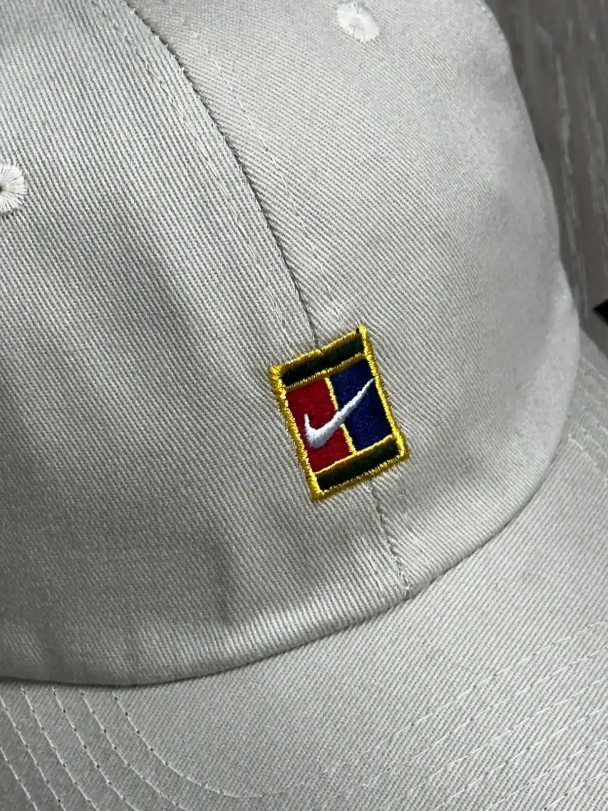 BONÉ NK COURT HERITAGE 86 - CREME