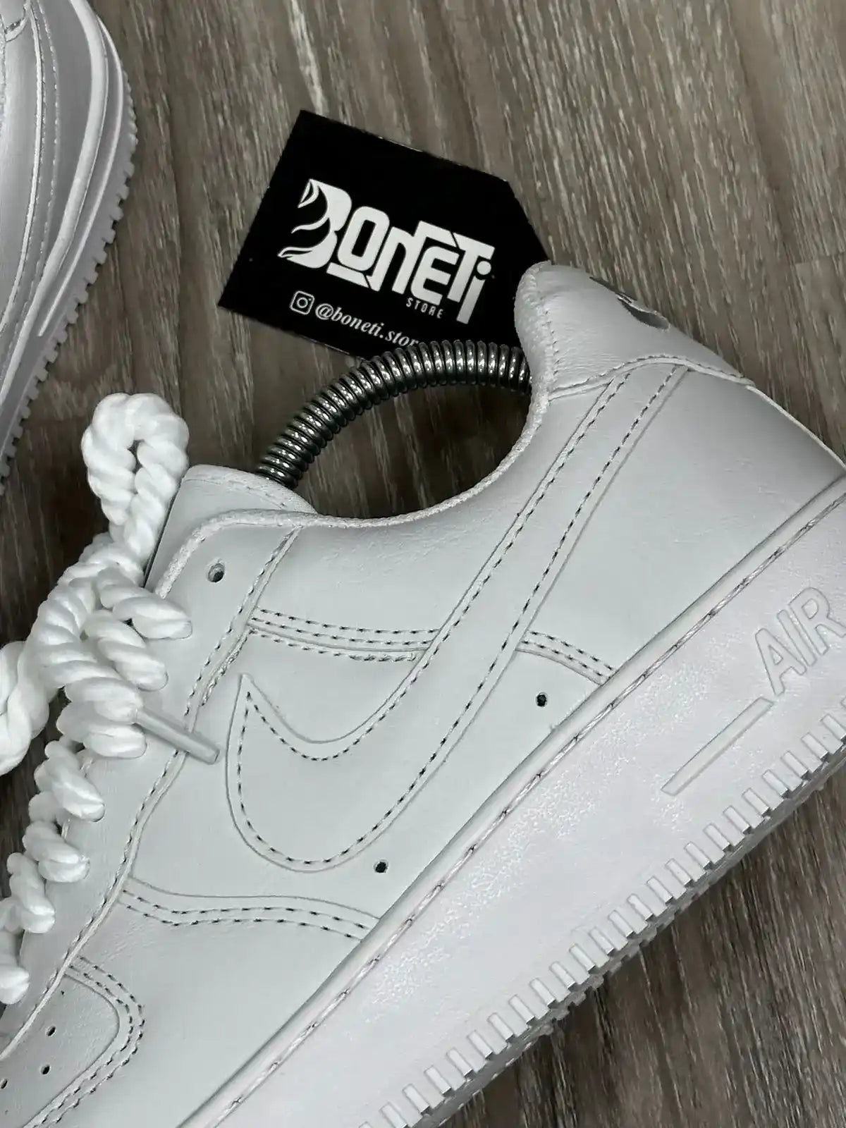 TÊNIS NK AIR FORCE 1 - FRANCÊS BRANCO