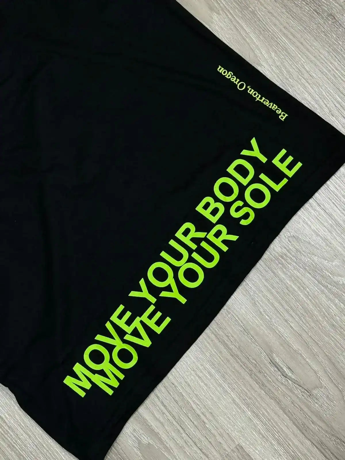 CAMISETA NK WORLD TOUR 2.0 - PRETA