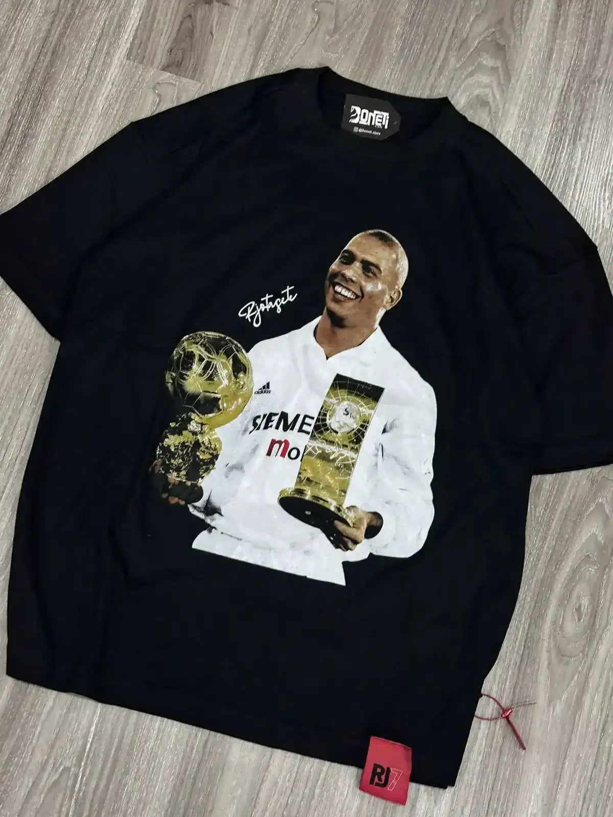 CAMISETA OVERSIZED RJ7 RONALDO TAÇA - PRETA