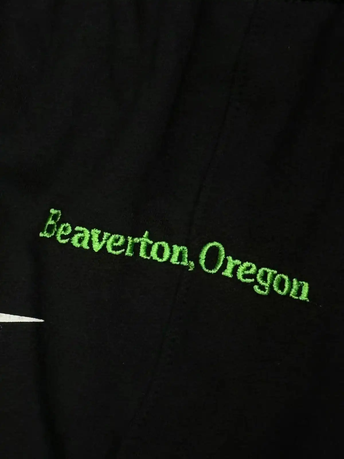 SHORTS MOLETOM NK WORLD TOUR - PRETO