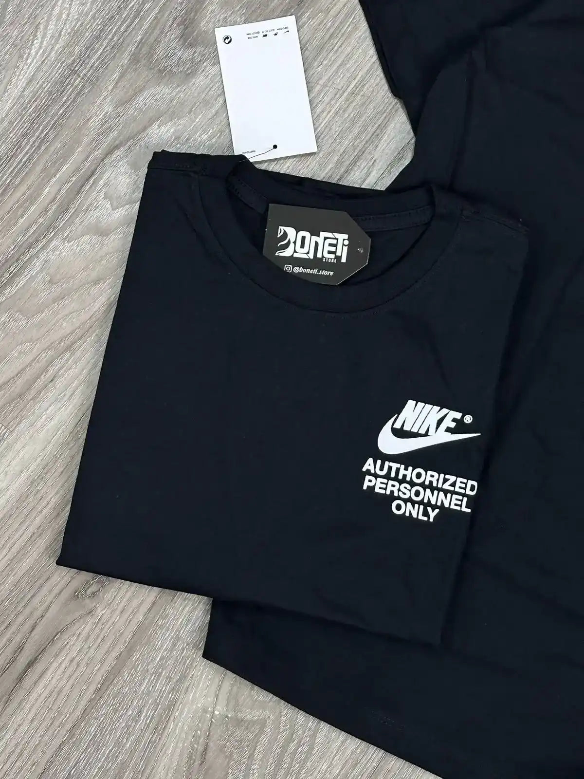 CAMISETA NK AUTHORIZED - PRETA