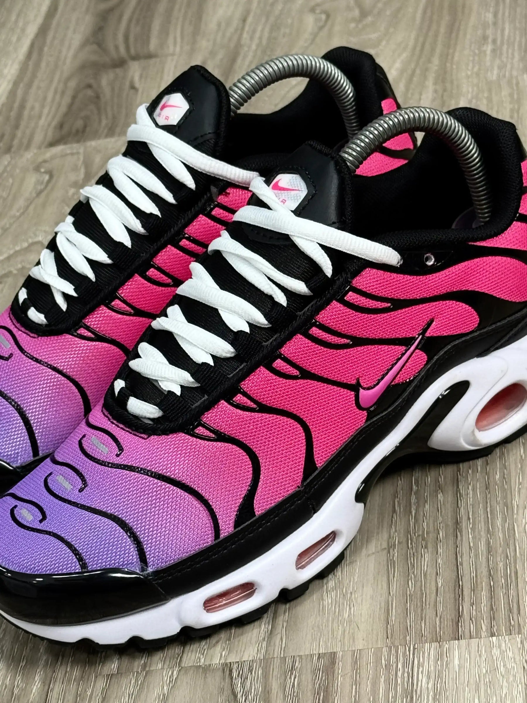 TÊNIS NK AIR MAX PLUS TN - DUSK