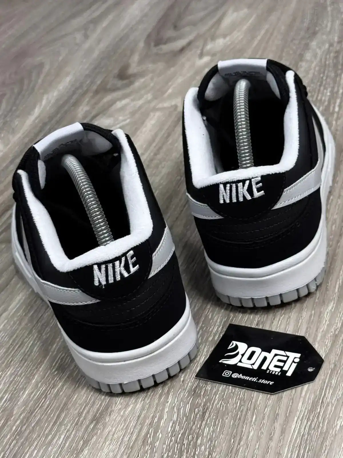 TÊNIS NK DUNK - PRETO E CINZA