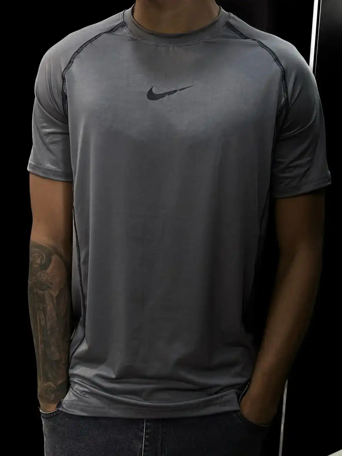 CAMISETA NK DRI-FIT SPORTSWEAR - CINZA