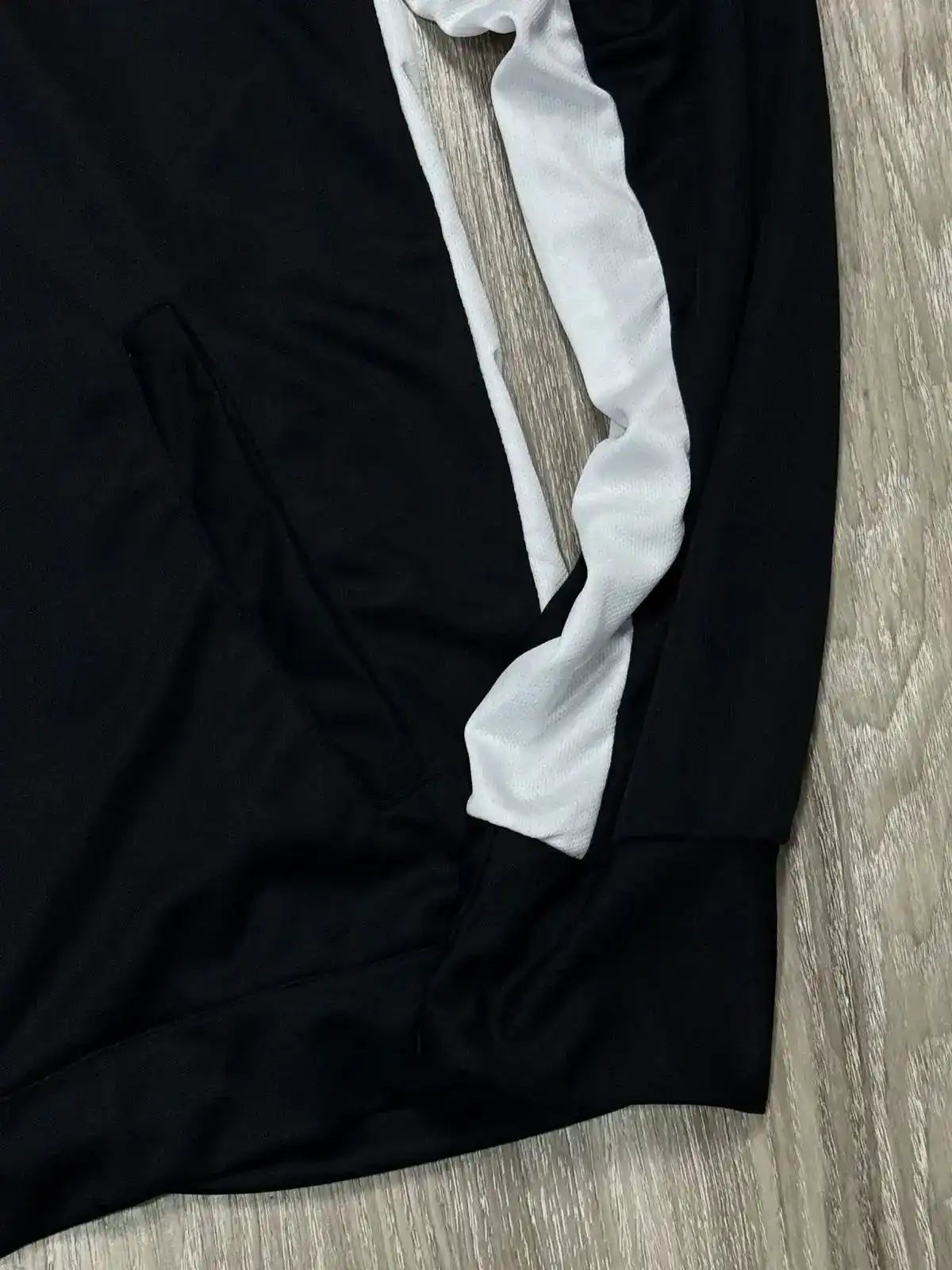 JAQUETA NK DRI-FIT - PRETA