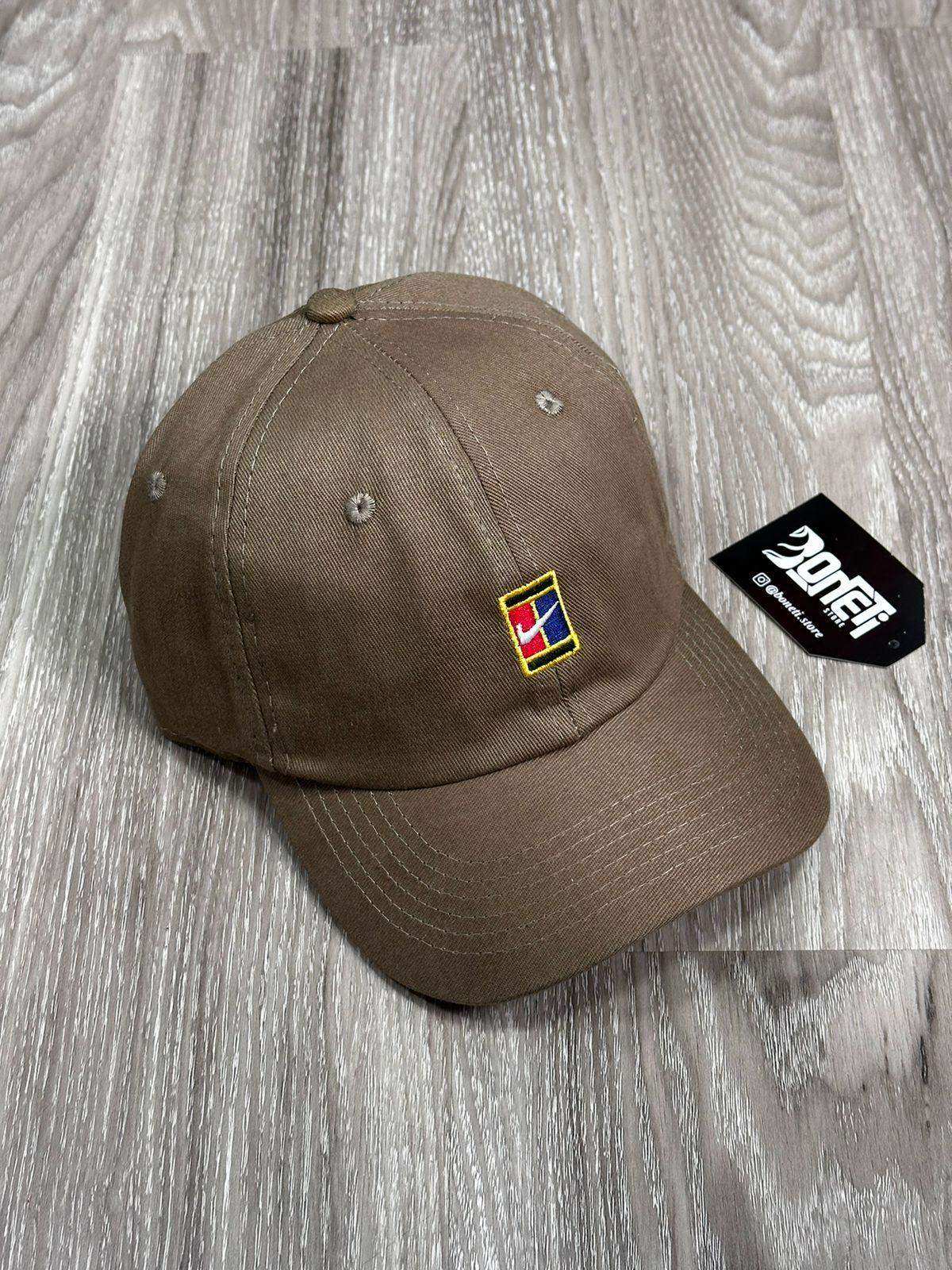 BONÉ NK COURT HERITAGE 86 - MARROM