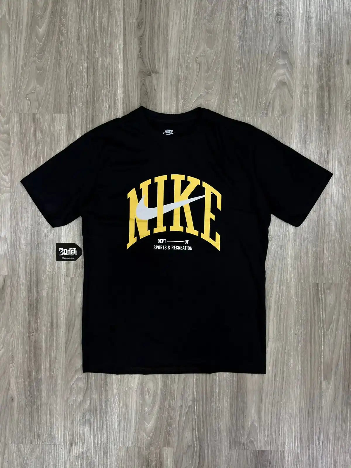 CAMISETA NK SPORTS & RECREATIONS - PRETA