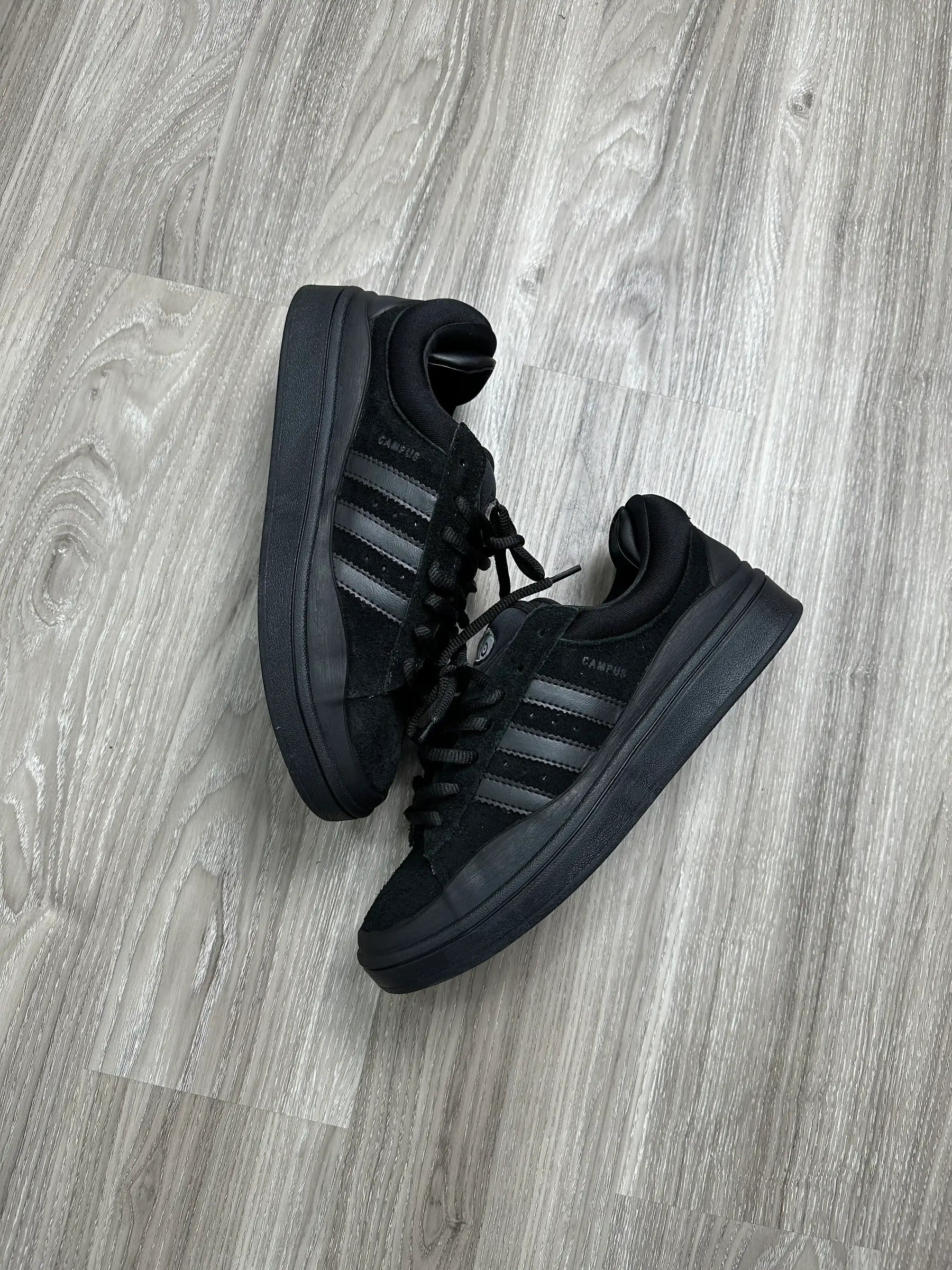 TÊNIS CAMPUS X BADBUNNY - PRETO