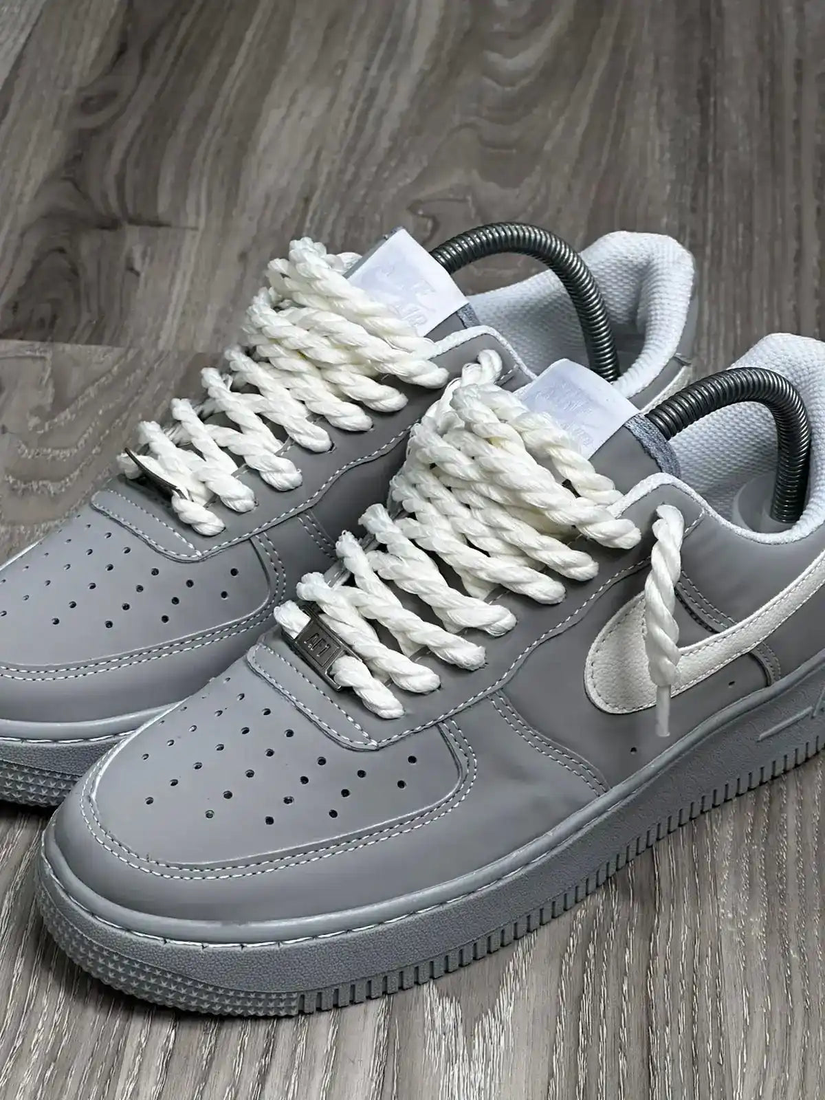 TÊNIS NK FORCE 1 - WOLF GREY