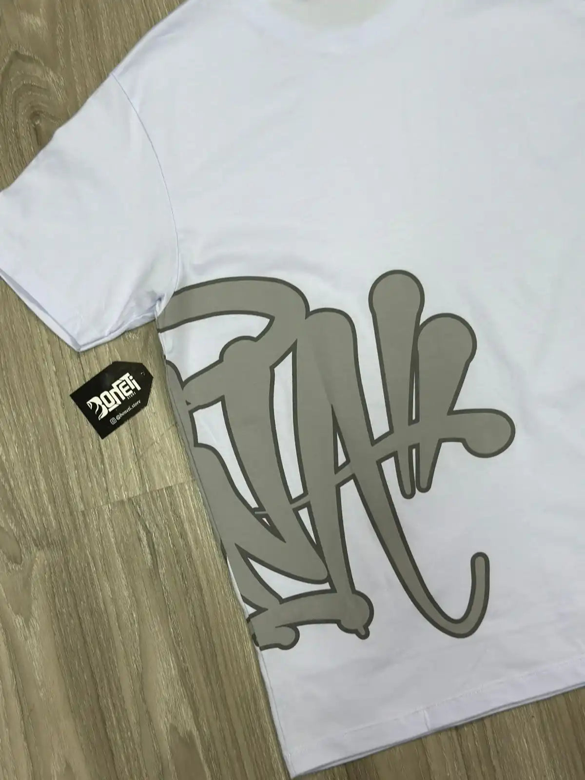 CAMISETA SYNA WORLD LOGO - BRANCA