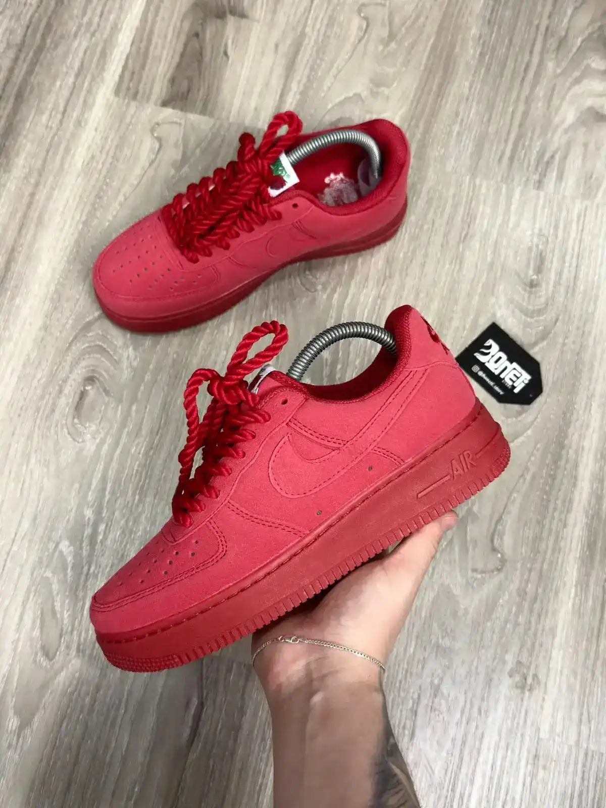 TÊNIS NK FORCE 1 - VERMELHO FRANCÊS