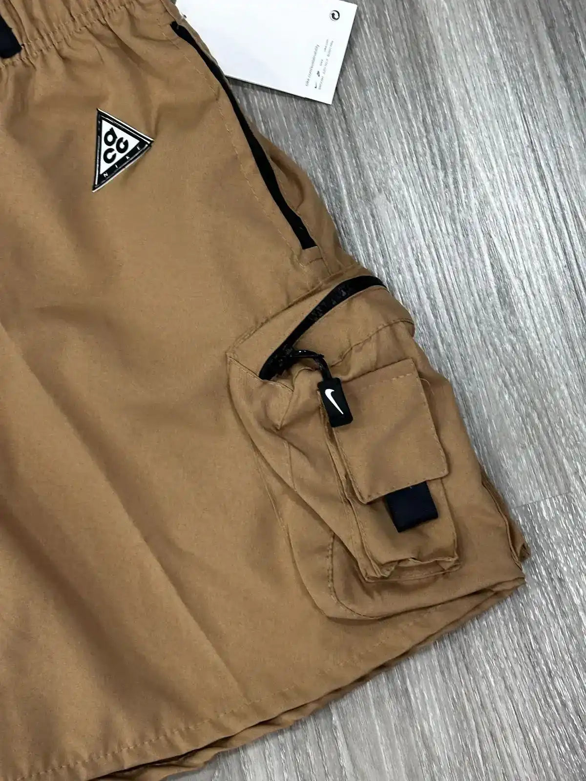 SHORTS TACTEL CARGO NK ACG - MARROM