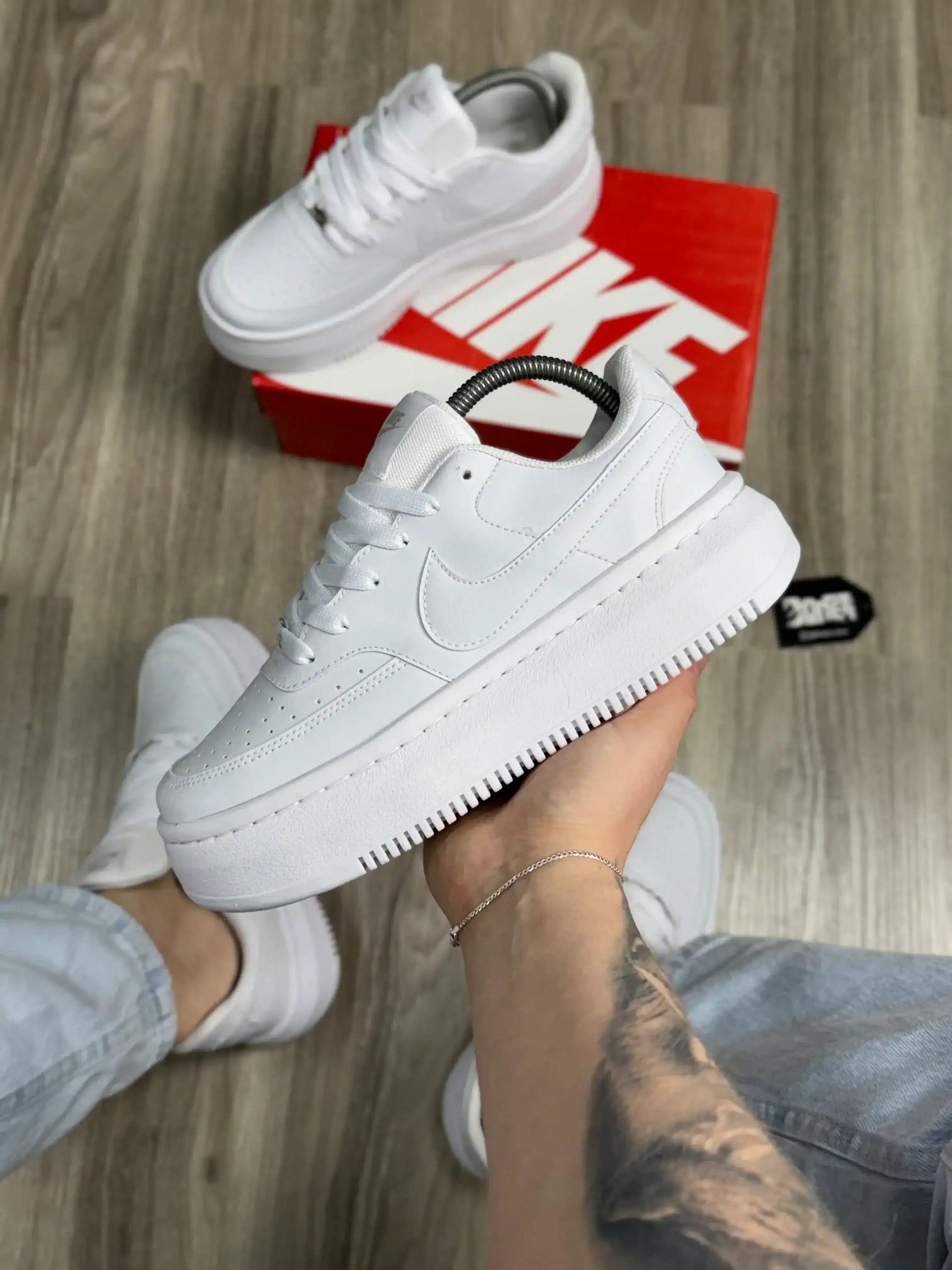 TÊNIS NK COURT VISION - BRANCO