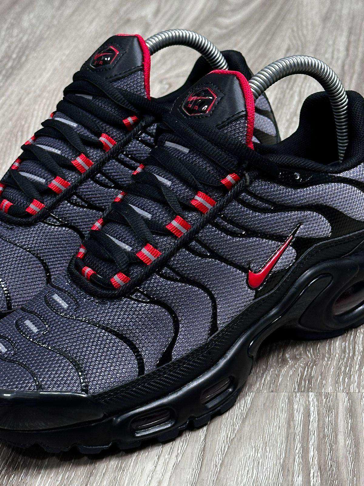 TÊNIS NK AIR MAX PLUS TN - DRÁCULA