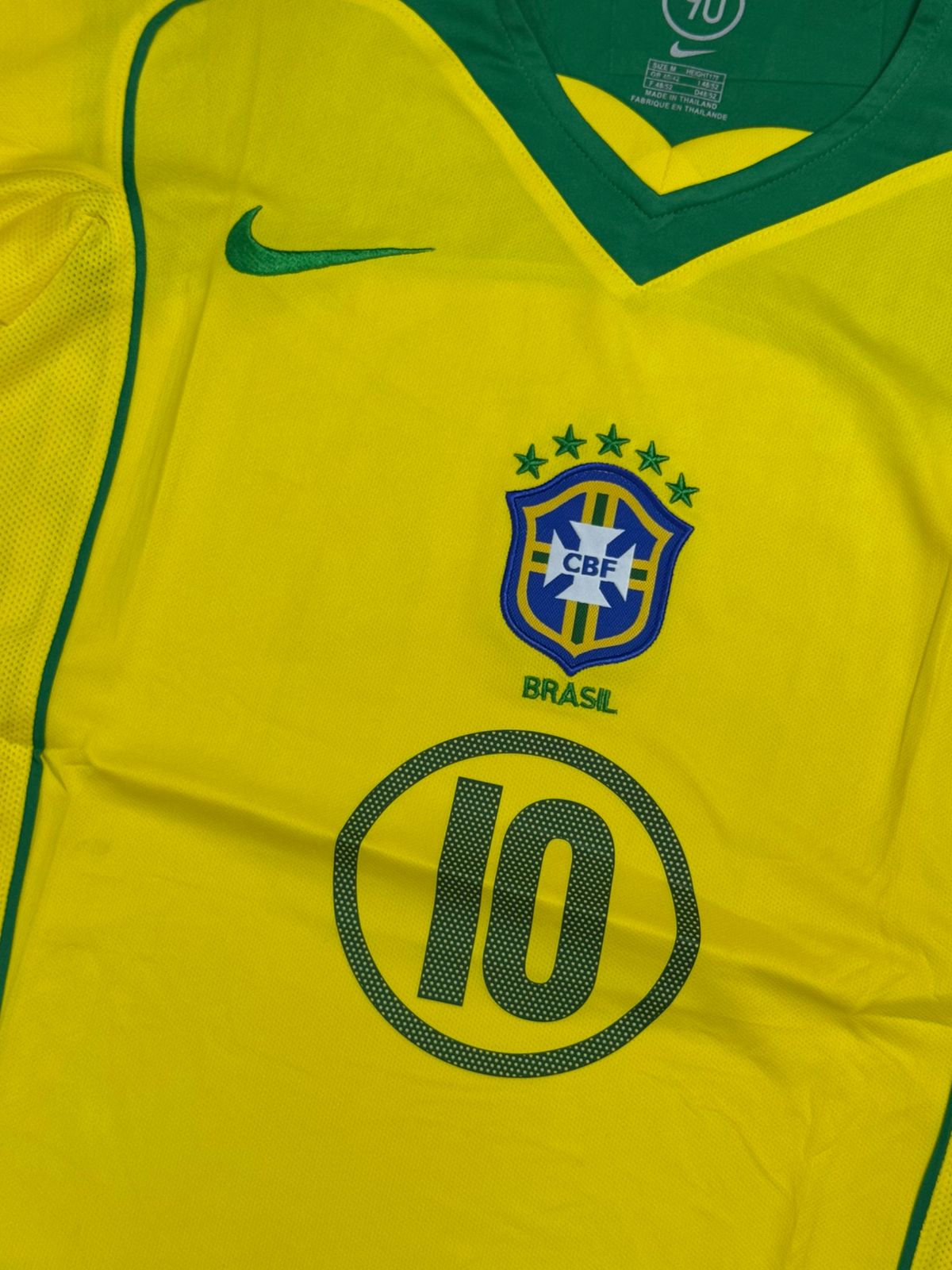 CAMISA RETRÔ BR 2004 RONALDINHO 10 - AMARELA