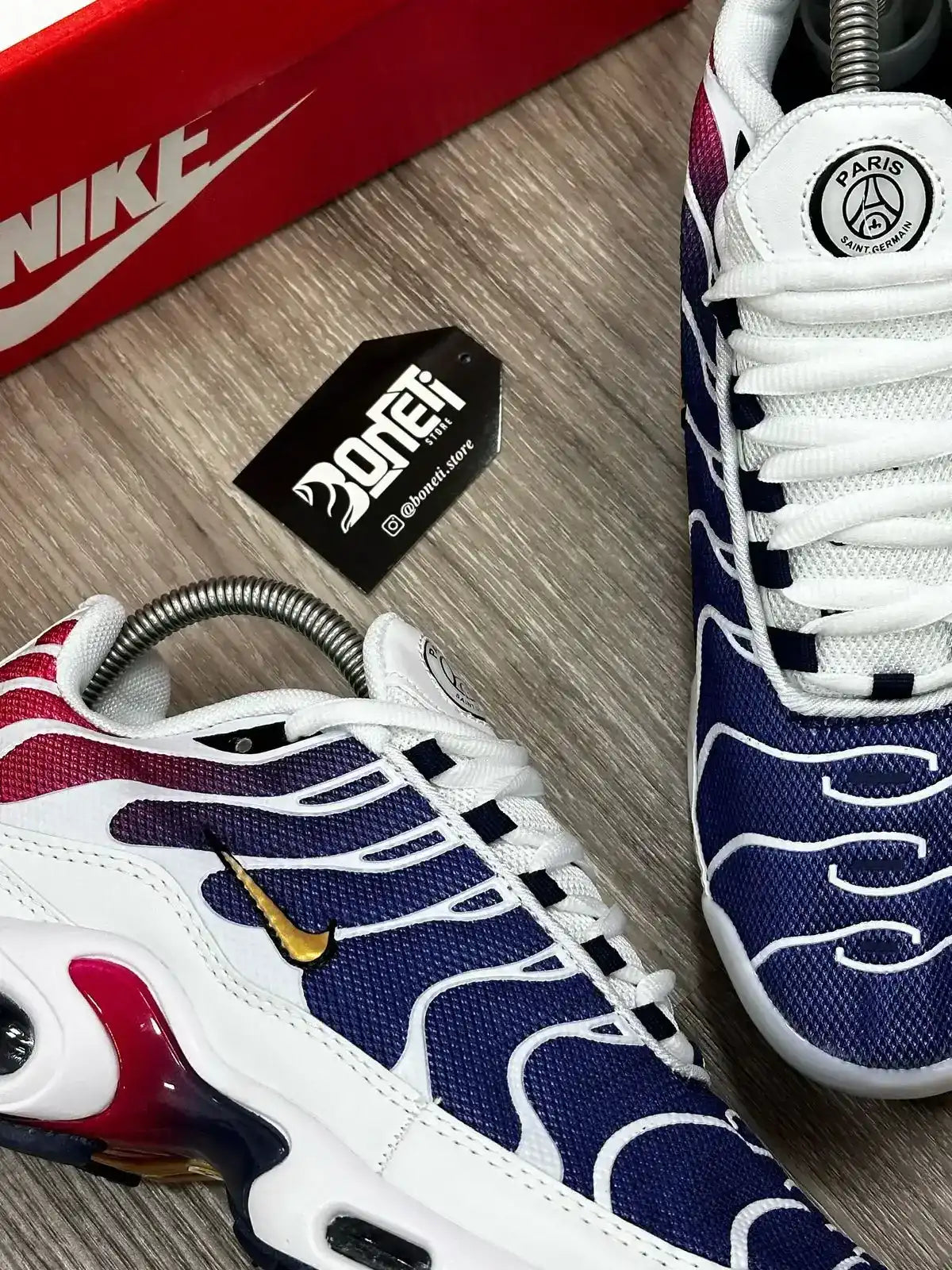 TÊNIS NK AIR MAX PLUS TN - PARIS