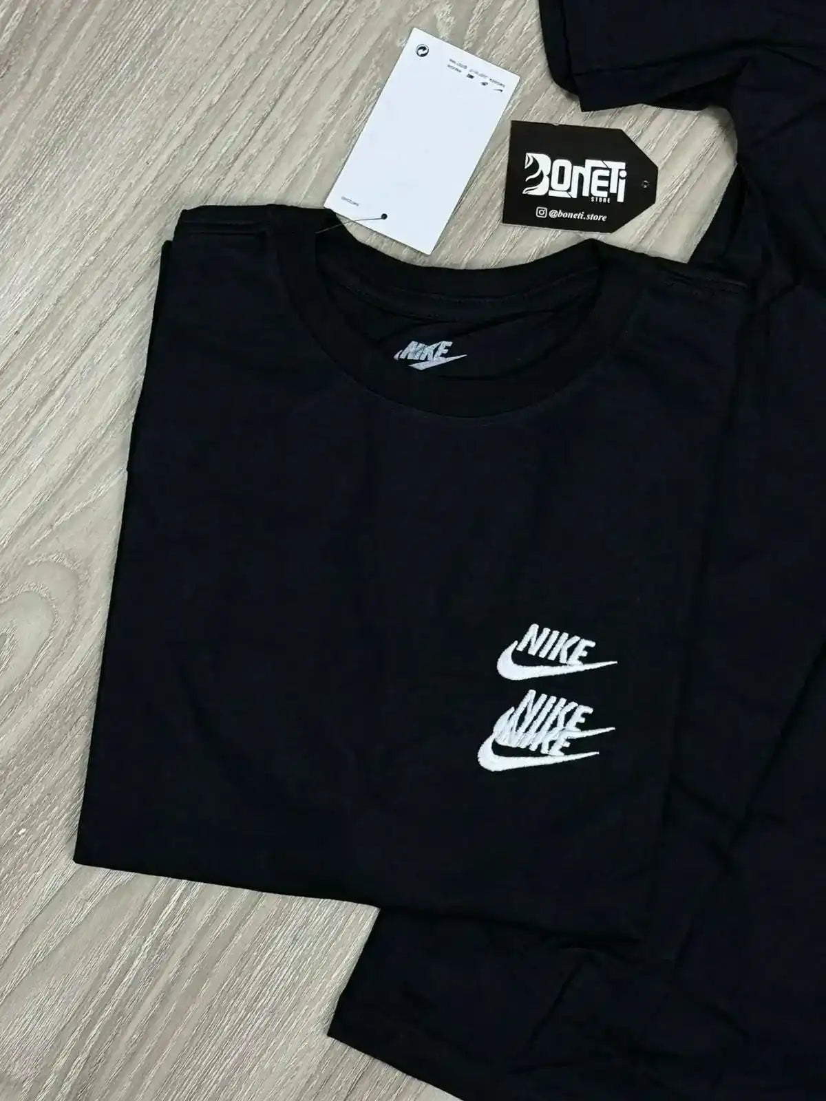 CAMISETA NK WORLD TOUR 2025 - PRETA