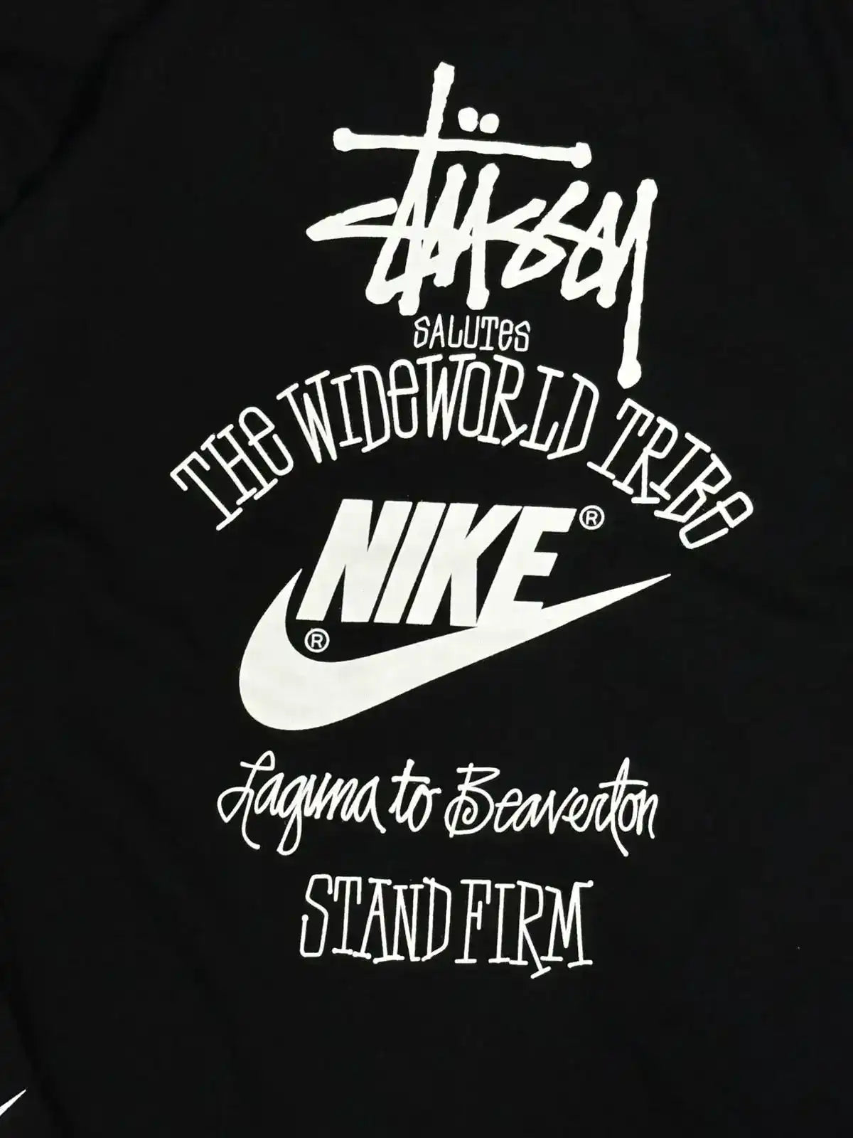 CAMISETA OVERSIZED NK X STUSSY - PRETA