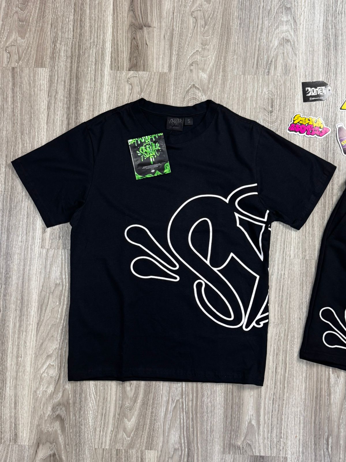 CONJUNTO SYNA WORLD SUMMER - BLACK WHITE