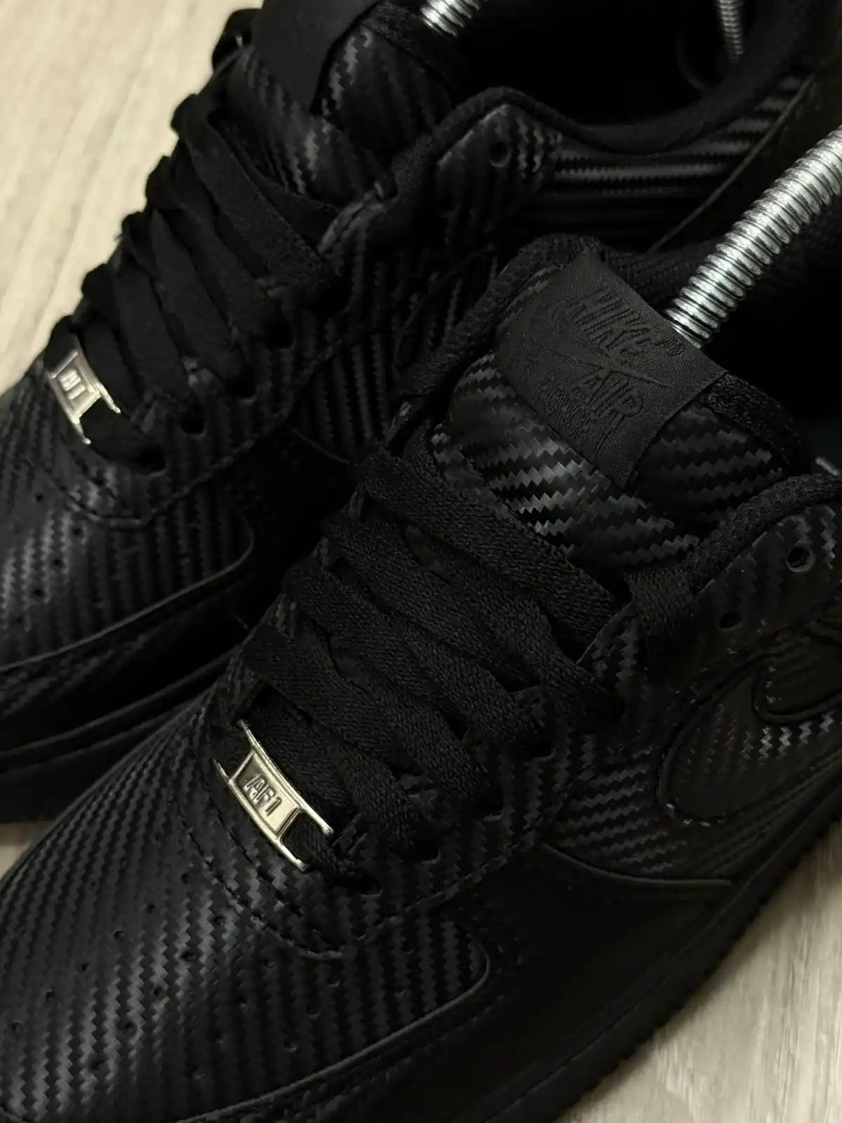 TÊNIS NK FORCE 1 - CARBON FIBER