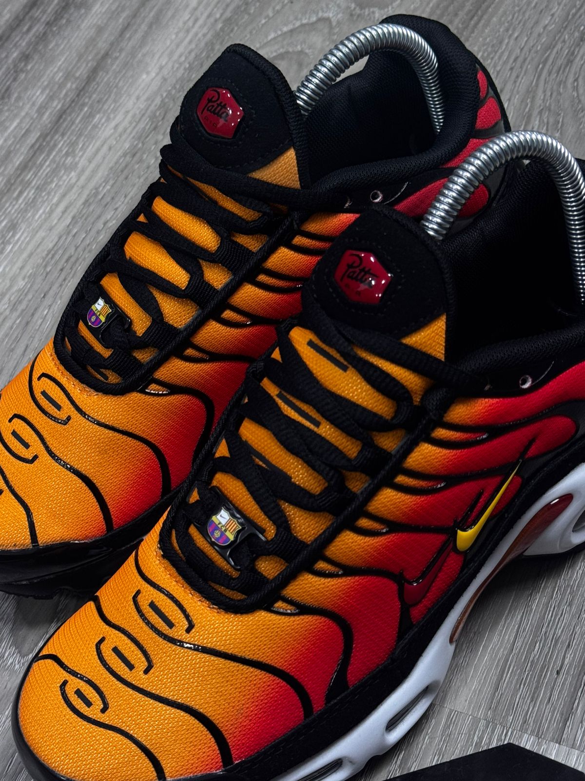 TÊNIS NK AIR MAX PLUS TN - BARÇA X PATTA