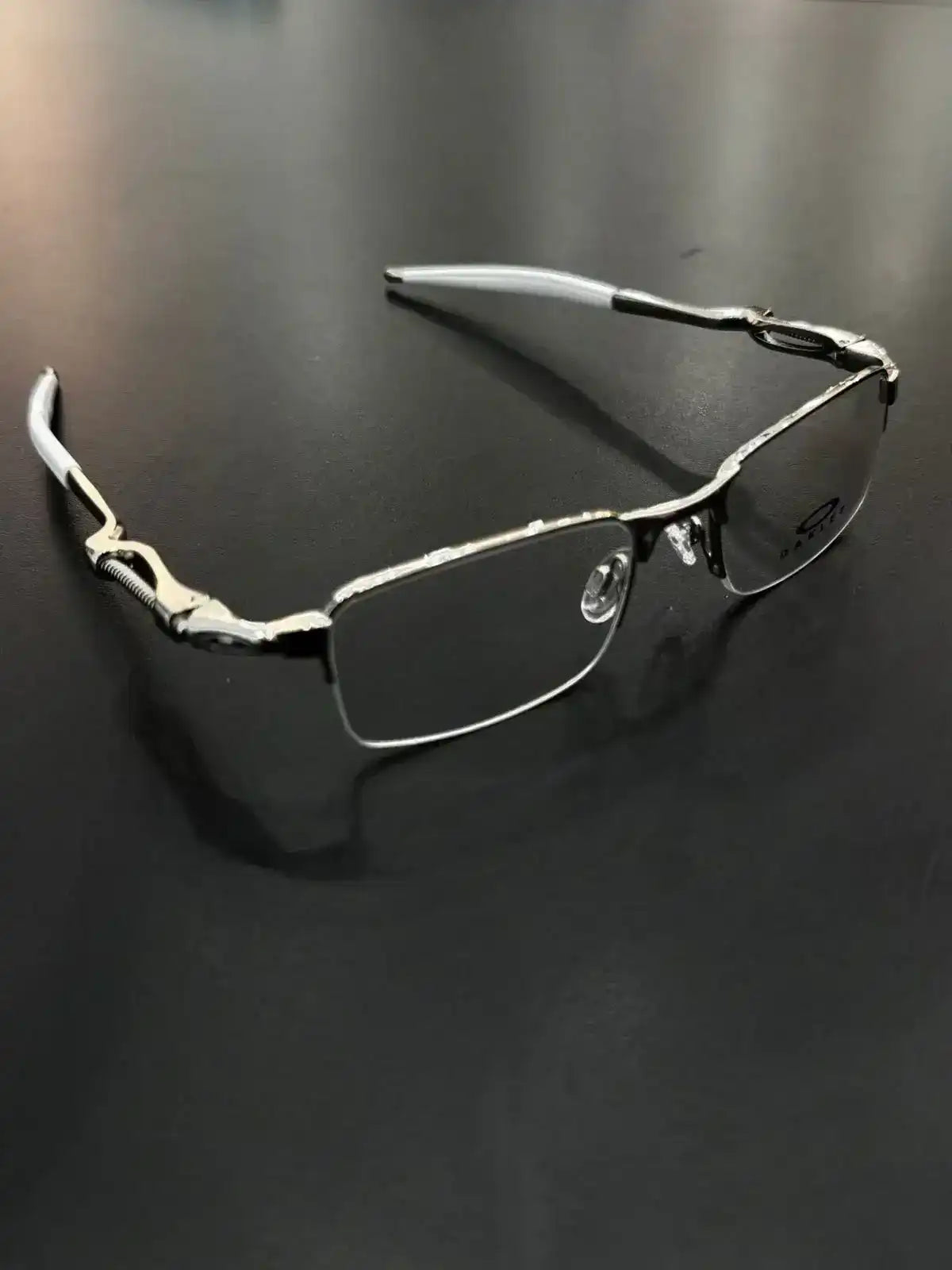 ÓCULOS OAK DESCANSO