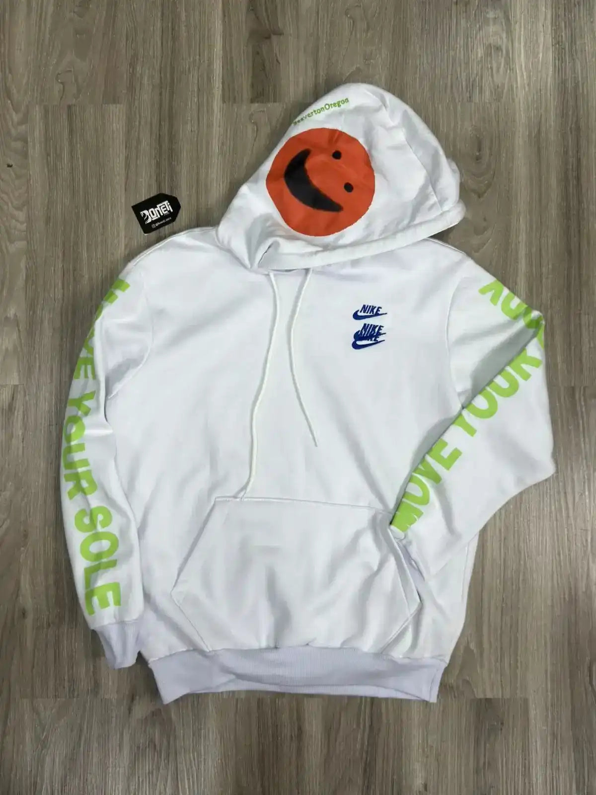 MOLETOM CANGURU NK WORLD TOUR - BRANCO