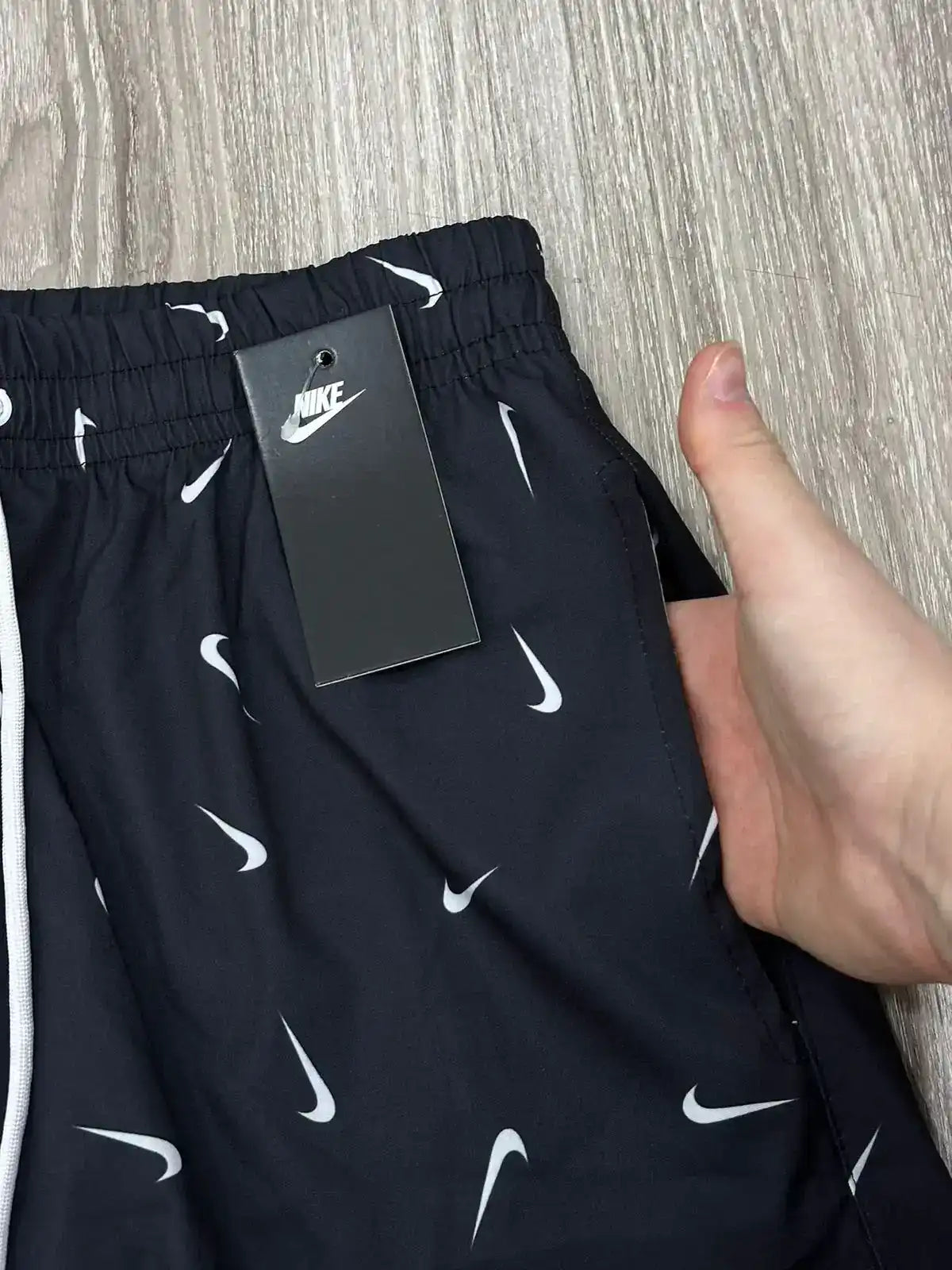 SHORTS TACTEL NK LOT OF SWOOSH - CHUMBO