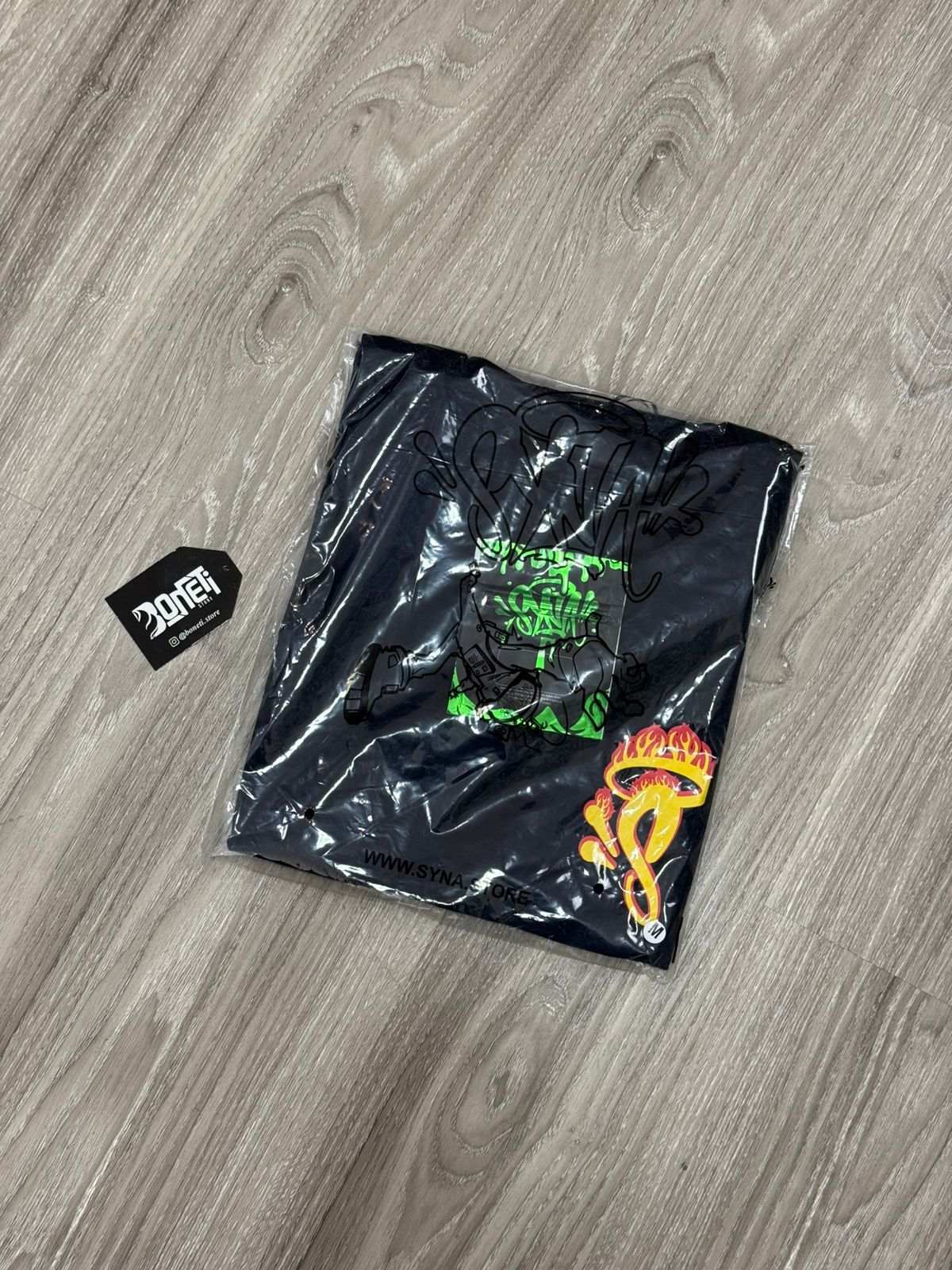 CAMISETA SYNA HOT WHEELS - PRETA