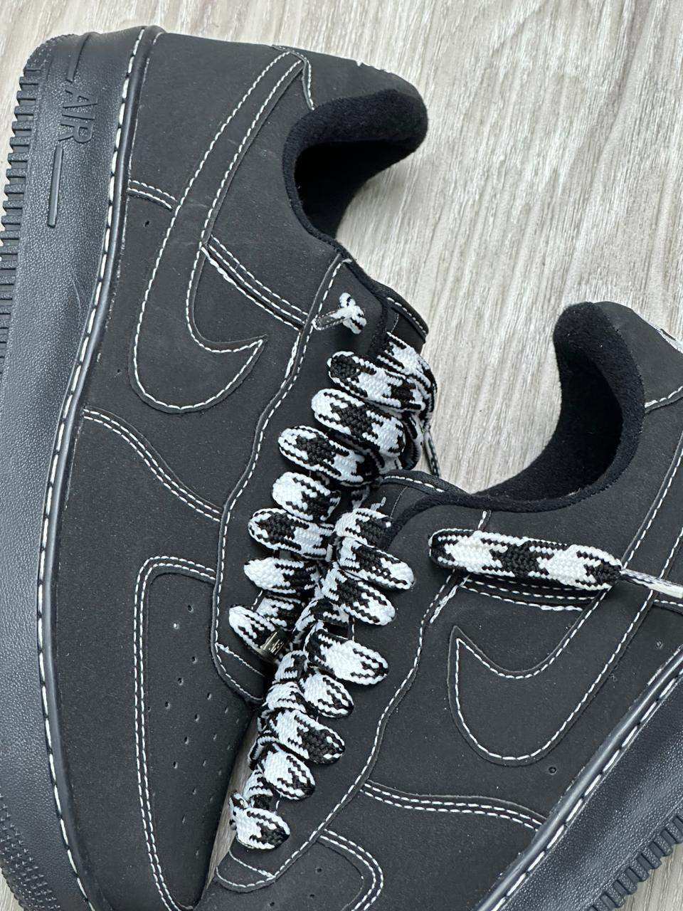 TÊNIS NK AIR FORCE 1 - TRAVIS