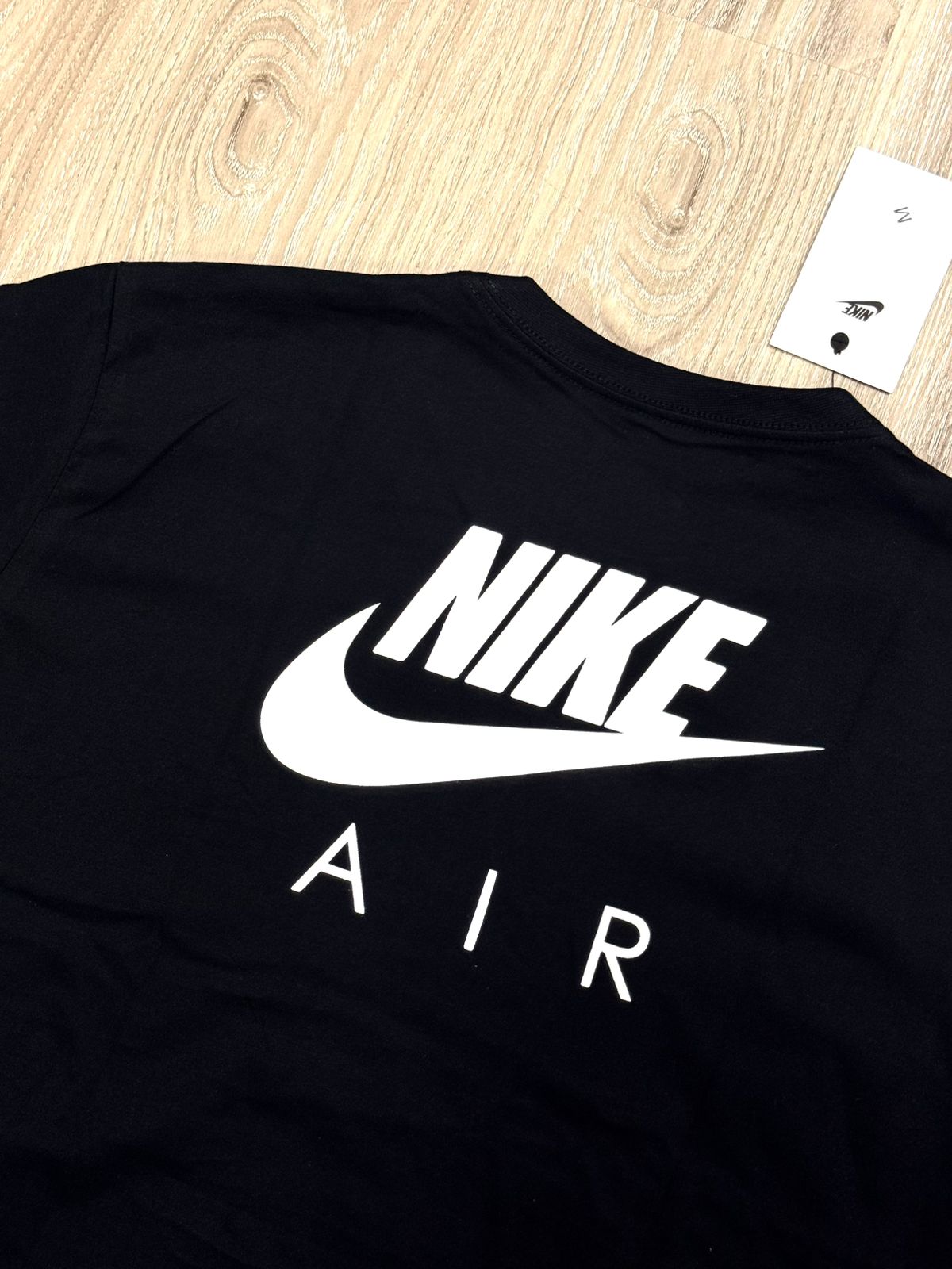 CAMISETA NK AIR FUTURA - PRETA