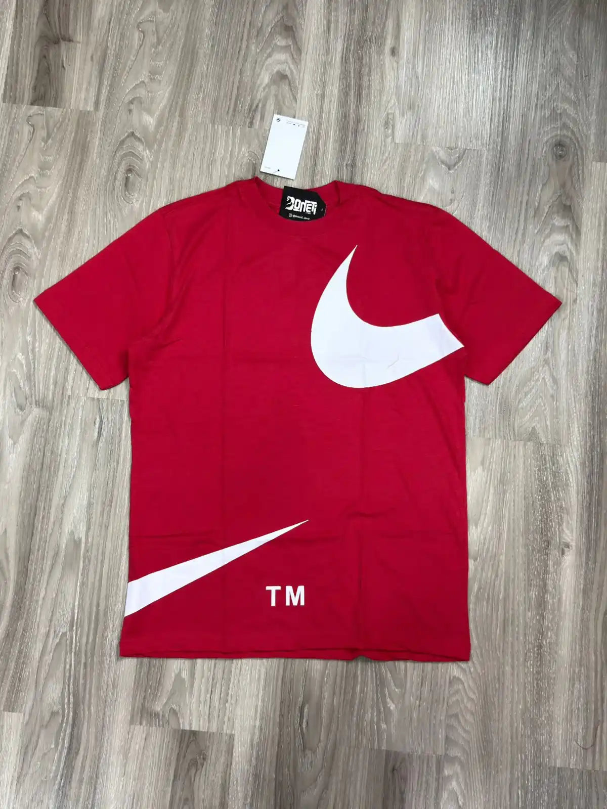 CAMISETA NK BIG SWOOSH TM - VERMELHA